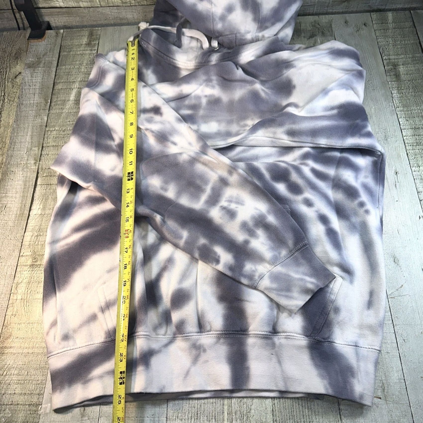 Gildan Gildan Hoodie Tie Dye Pullover Long Sleeve Hooded Embroidered Logo Unisex Adults M Colorful Casual Sweatshirt Size US M / EU 48-50 / 2 - 5 Thumbnail