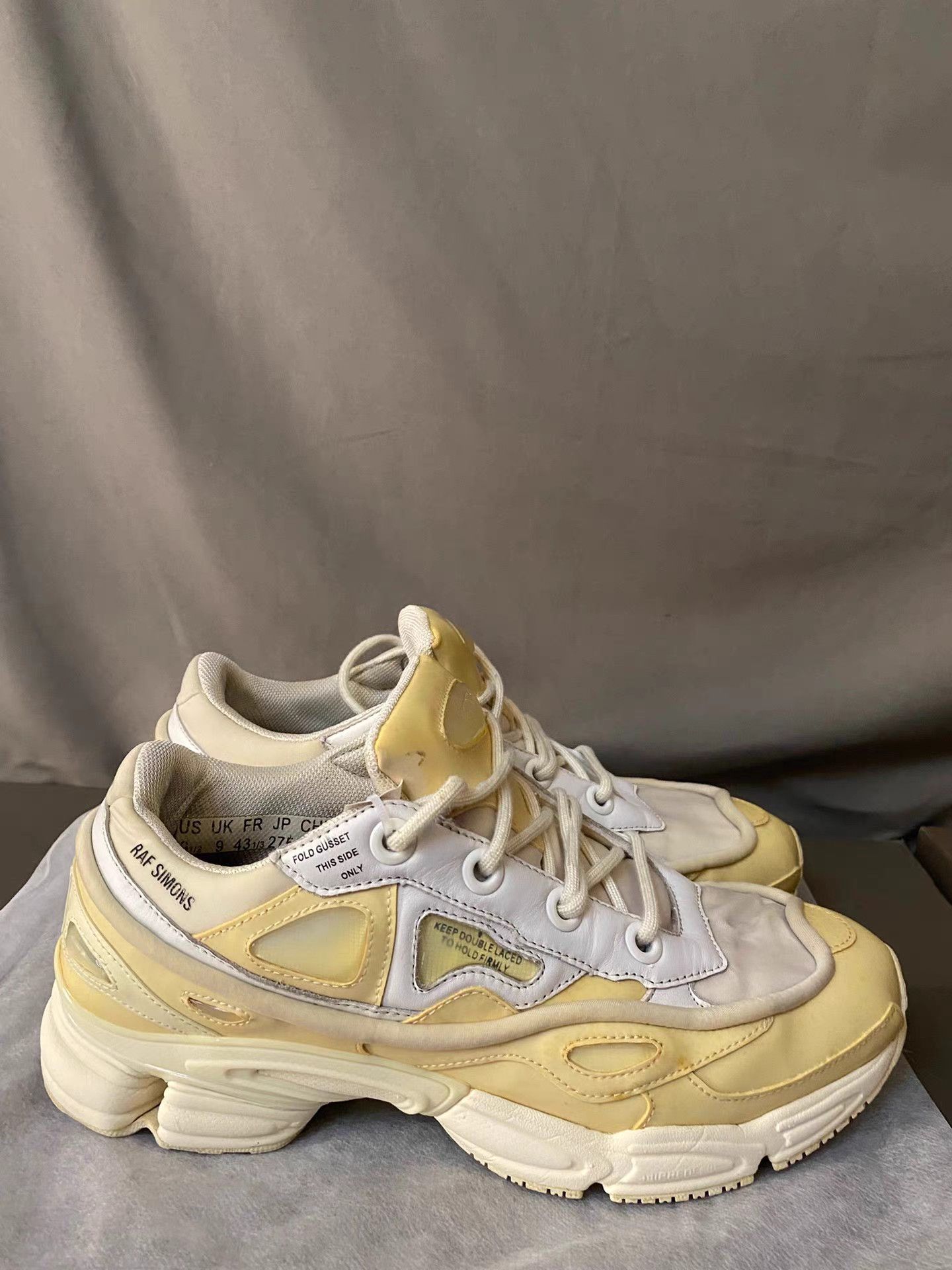Raf Simons Raf Simons Ozweego White Cream Size US 10.5 / EU 43-44 - 3 Thumbnail