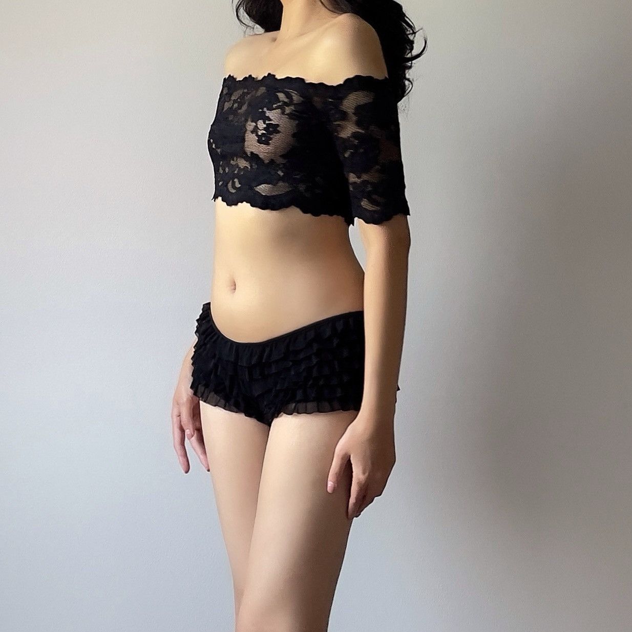 Victoria's Secret Victoria’s Secret Black Lace Off-Shoulder Top (XS–S) Size S / US 4 / IT 40 - 6 Thumbnail