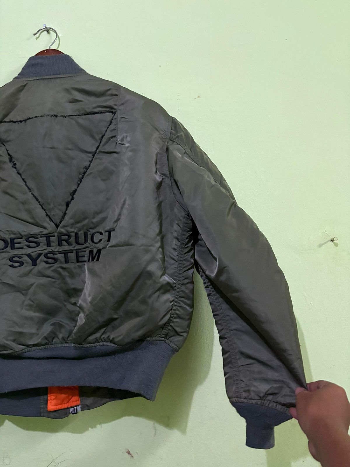 Alpha Industries VTG Alpha Industries MA-1 Jacket Destruct System Para rescue Size US M / EU 48-50 / 2 - 9 Thumbnail