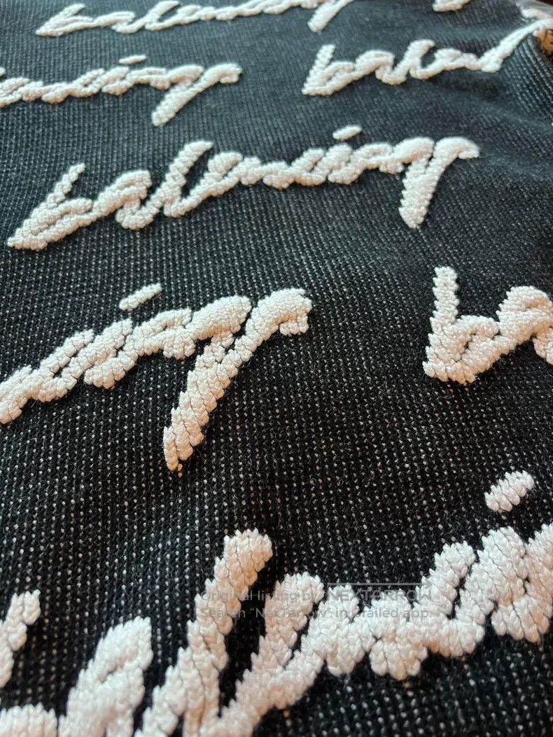 Balenciaga Balenciaga 3D graffiti cursive logo round neck knit sweate Size US S / EU 44-46 / 1 - 6 Thumbnail