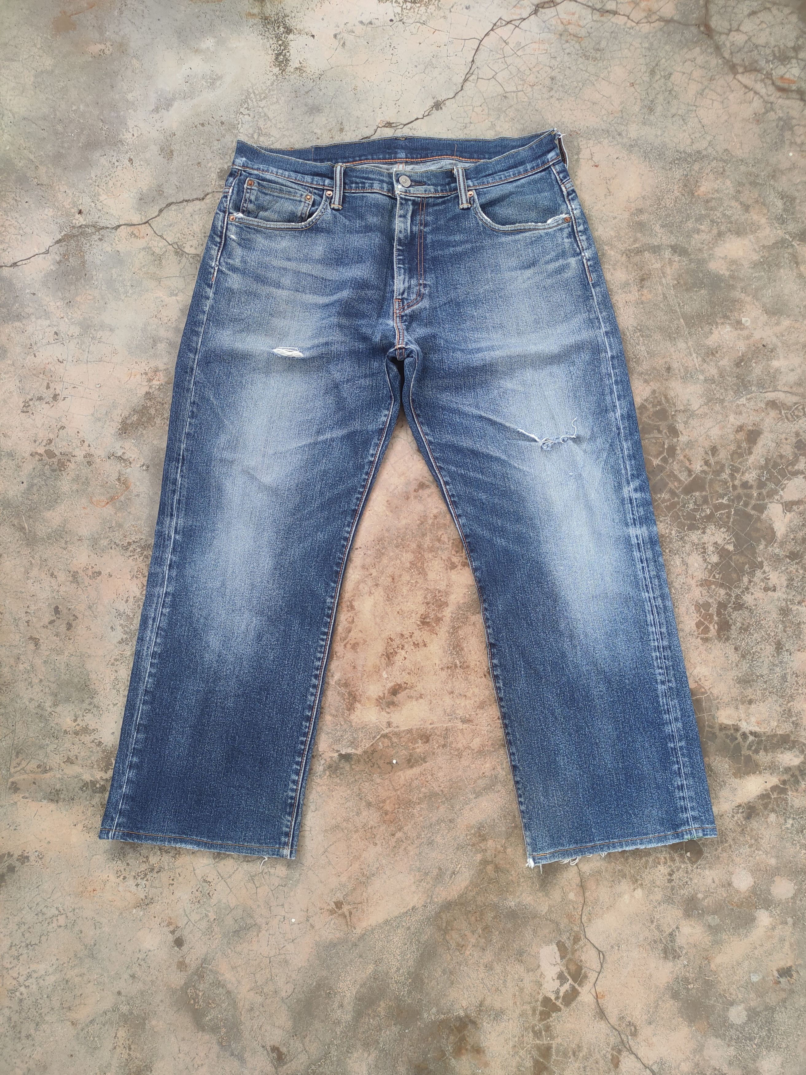 Levi's Vintage Clothing VINTAGE LEVI'S FADED DISTRESSED DENIM JEAN PANTS Size US 36 / EU 52 - 1 Thumbnail