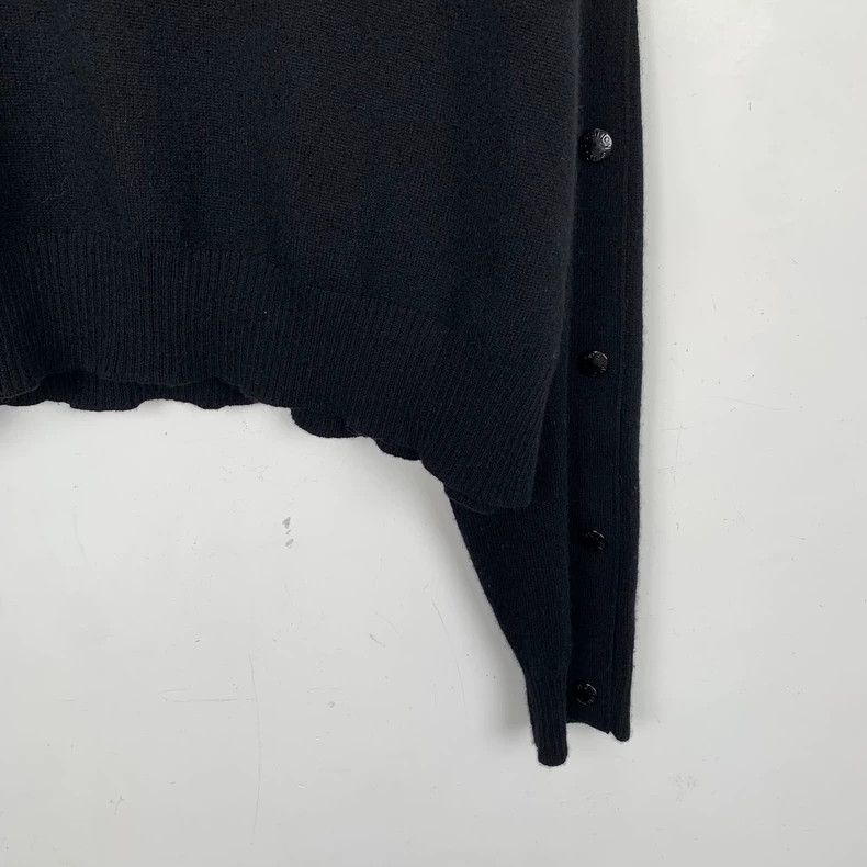 Louis Vuitton Louis Vuitton Black side-button cashmere turtleneck long-s Size S / US 4 / IT 40 - 4 Thumbnail