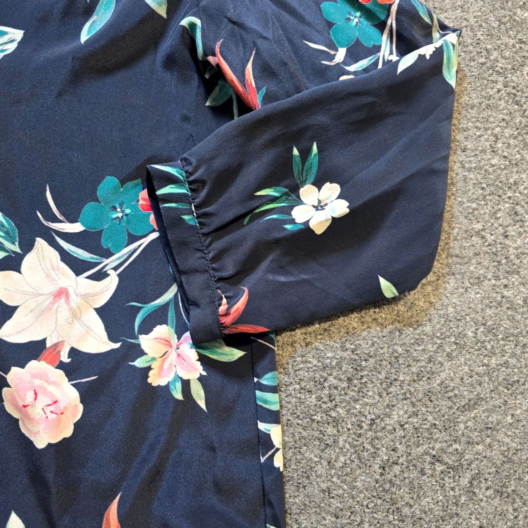 Vintage Amour Vert Top Blouse Womens XS Blue Floral Silk Popover Long Sleeve Casual Career Size XS / US 0-2 / IT 36-38 - 3 Thumbnail