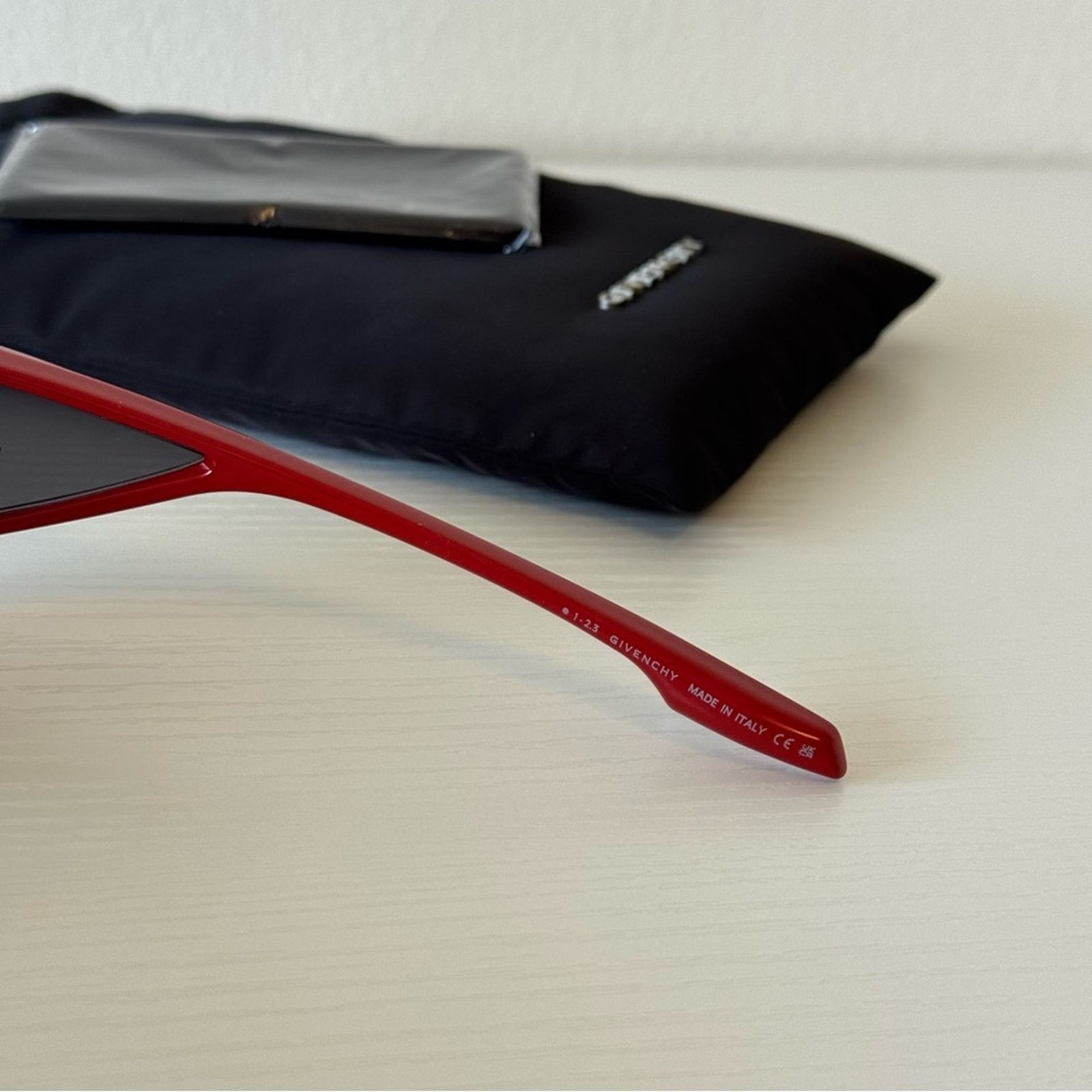 Givenchy New Givenchy Red Geometric Sunglasses GV40049U 66A Authentic Size ONE SIZE - 5 Thumbnail