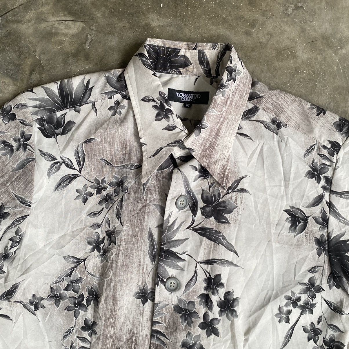 Tornado Mart Tornado Mart Vintage Silk Flowers Print Size US M / EU 48-50 / 2 - 2 Thumbnail