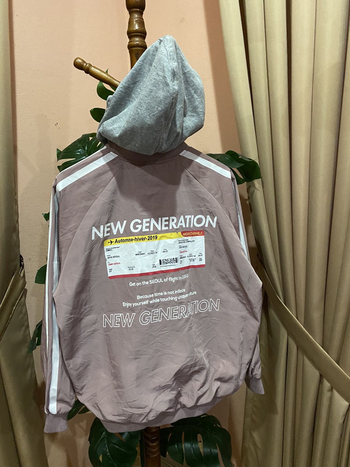 Other NEW GENERATION HOODIE JACKET Size US L / EU 52-54 / 3 - 4 Thumbnail