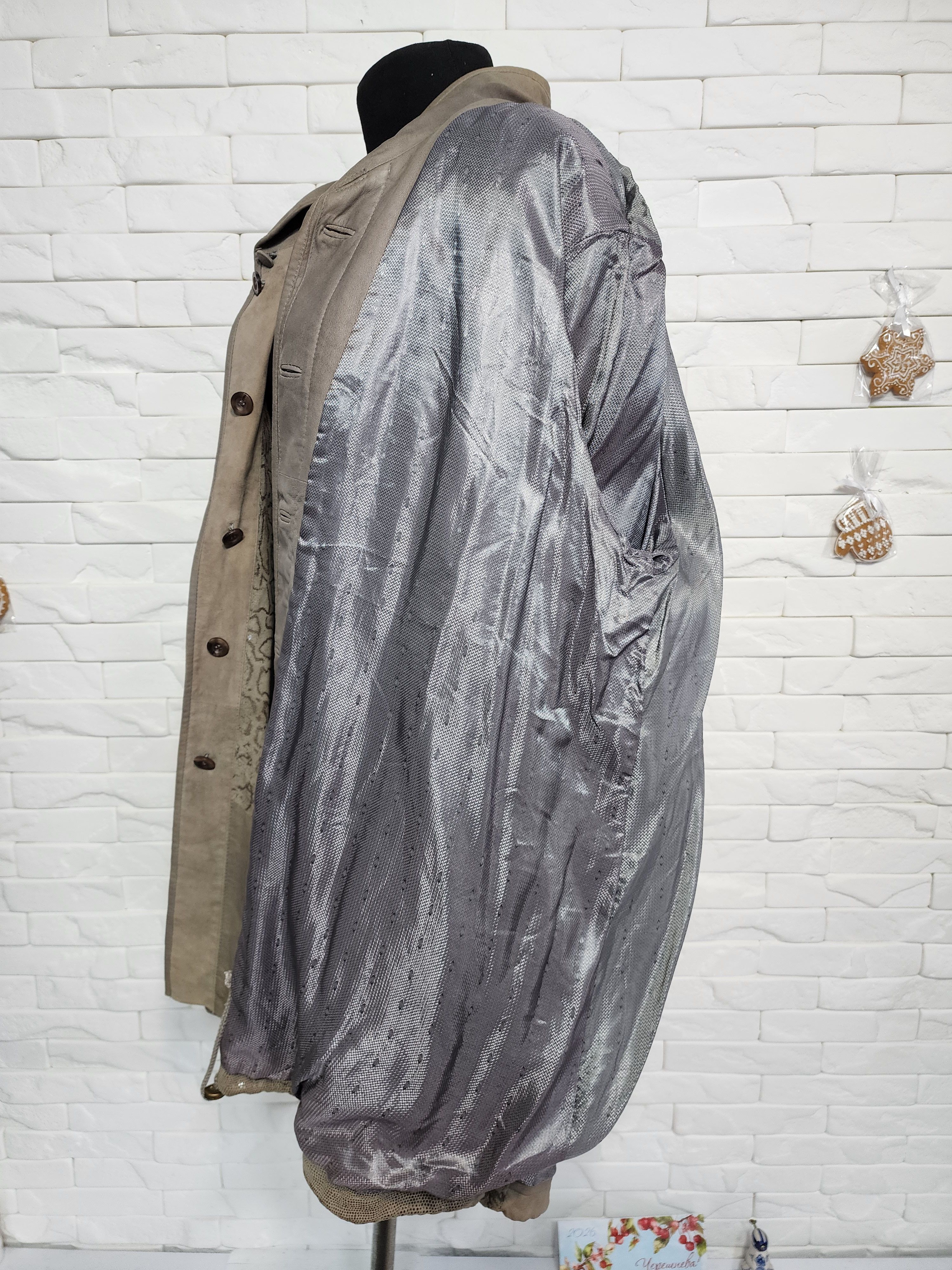 Uniqlo Gray Leather Jacket: Women's Jacket with Buttons. Size 4XL / US 24-26 - 9 Thumbnail