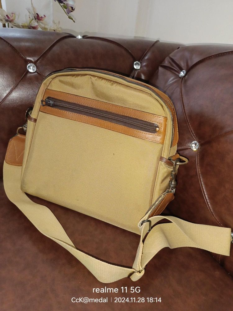 Lancel Authentic Lancel Shoulderbags *very clean inside Size ONE SIZE - 7 Thumbnail
