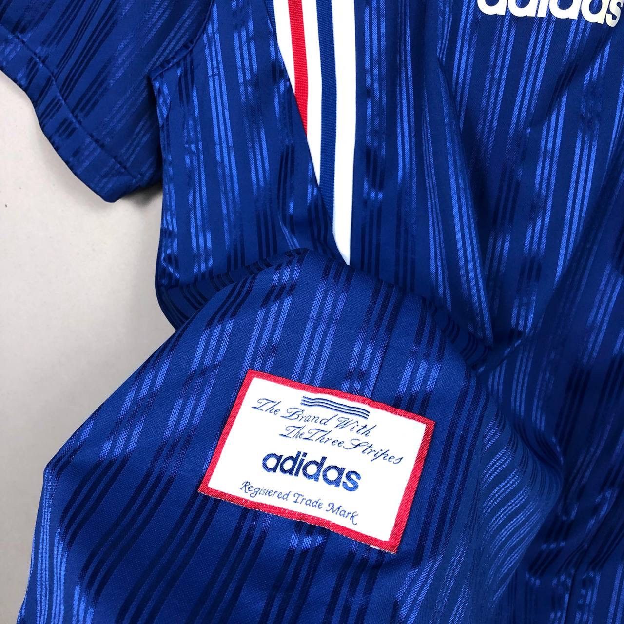 Adidas Vintage 1996 France FIFA Football Kit Template Jersey Size US S / EU 44-46 / 1 - 7 Thumbnail