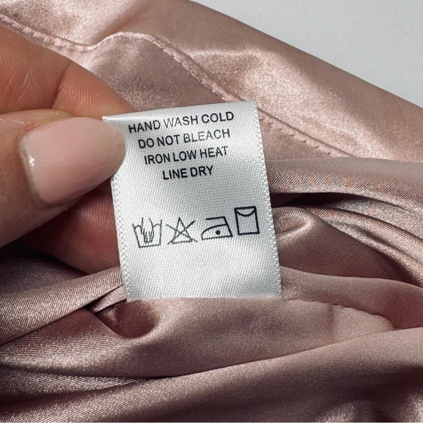 Designer Superdown. Aurora Mini Satin Ruched Dress. Size Medium. Size M / US 6-8 / IT 42-44 - 7 Thumbnail