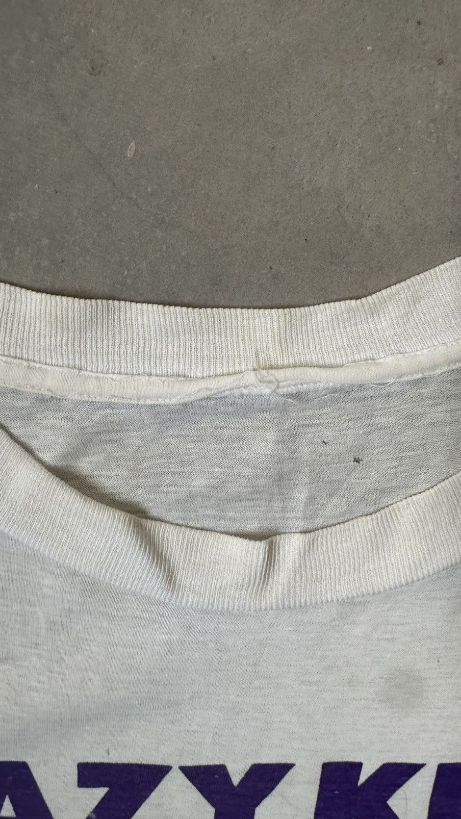 Vintage VINTAGE CRAZY KIDS PAPERTHIN TEE Size US L / EU 52-54 / 3 - 5 Thumbnail