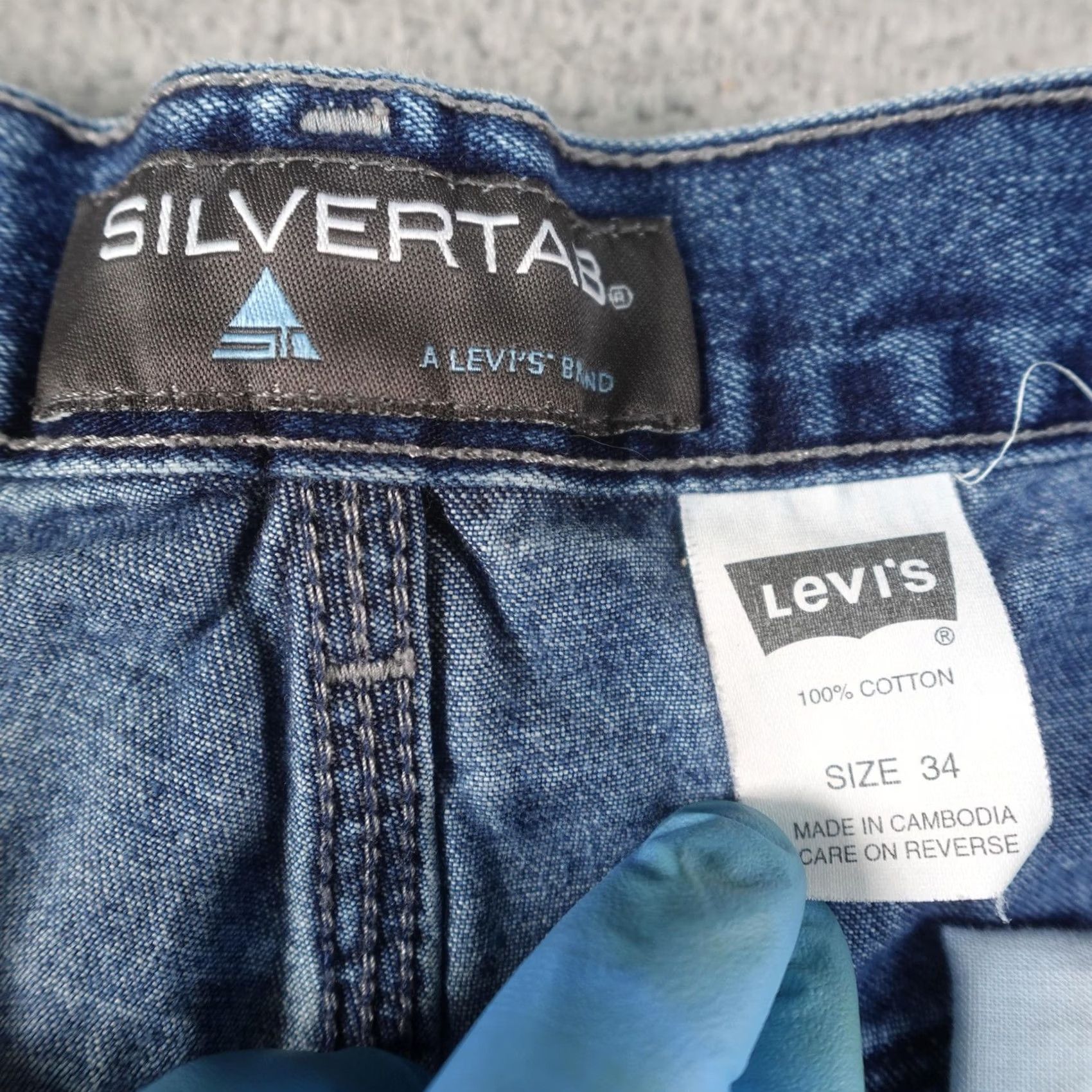 Levi's VINTAGE Levi's SilverTab Denim Cargo Shorts Mens 34 Blue Baggy Workwear Carpenter Shorts Size US 34 / EU 50 - 4 Thumbnail