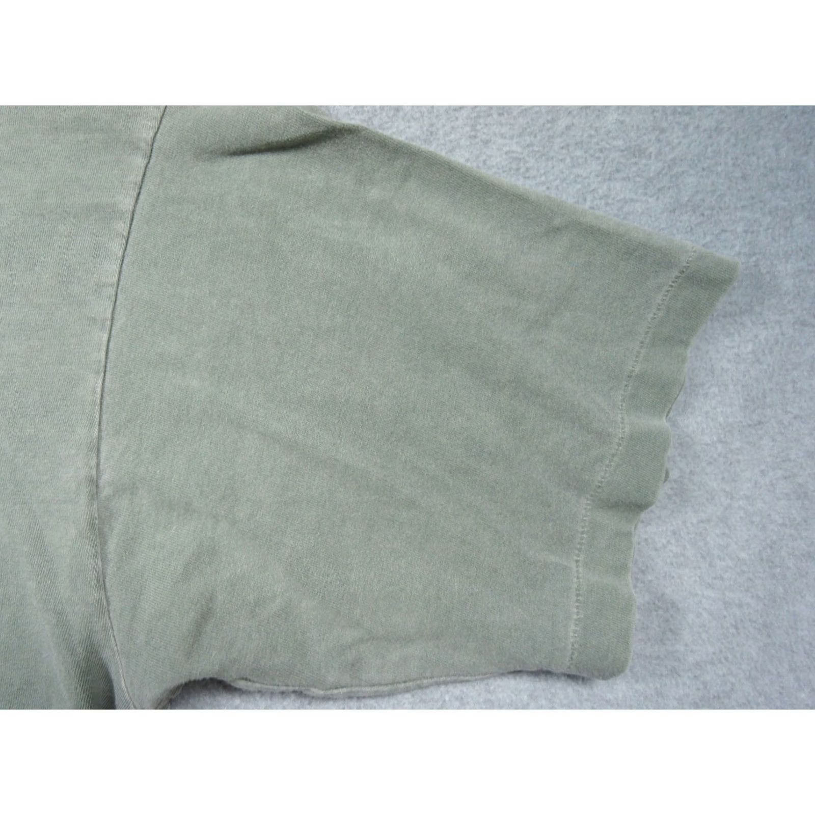 Banana Republic VINTAGE Banana Republic Mens XL Green Short Sleeve T-Shirt 90s Safari Shirt Mens XL Green 90s Banana Republic Shirt Size US XL / EU 56 / 4 - 4 Thumbnail