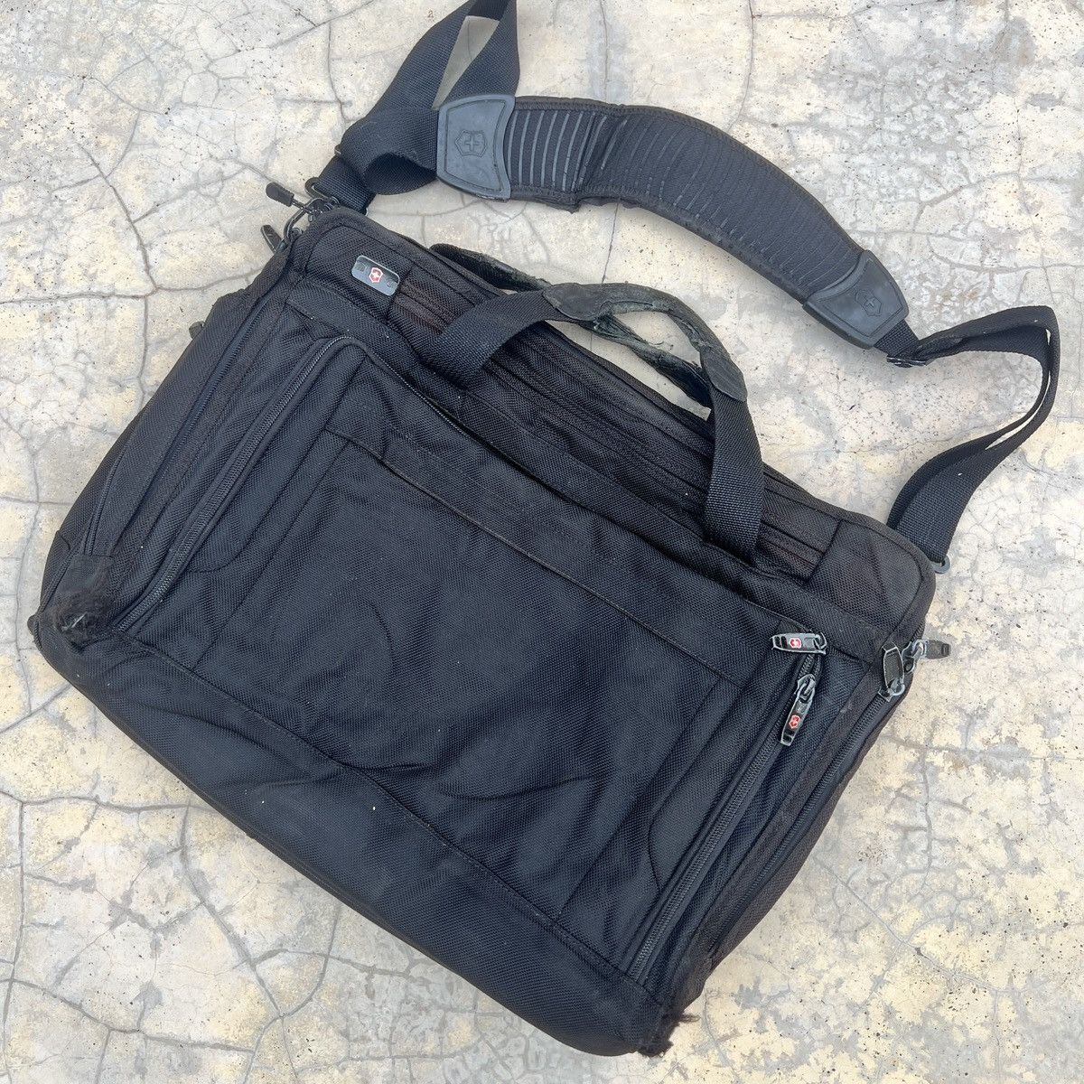 Designer × Victorinox Victorinox Swiss Messenger Bags Size ONE SIZE - 2 Thumbnail