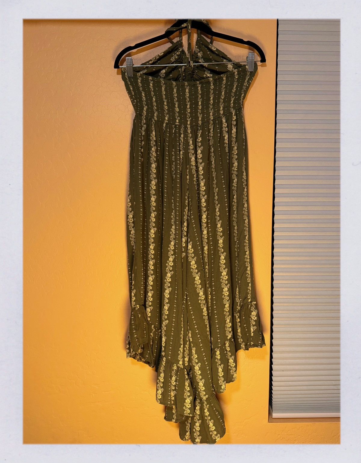 Other Boho Olive Green Floral Halter Jumpsuit – Ruffle Hem, Size L Size 34" / US 12 / IT 48 - 6 Thumbnail