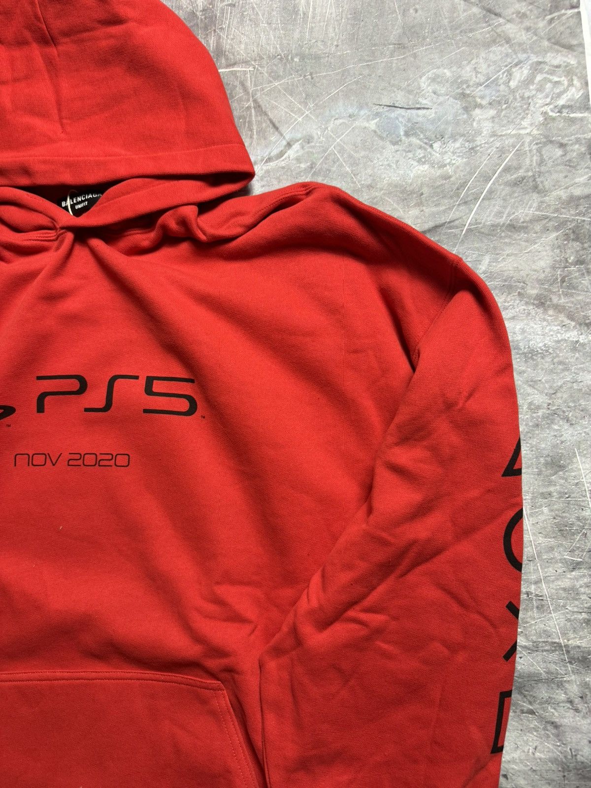 Balenciaga × Playstation Balenciaga Playstation Hoodie Red Size US L / EU 52-54 / 3 - 4 Thumbnail