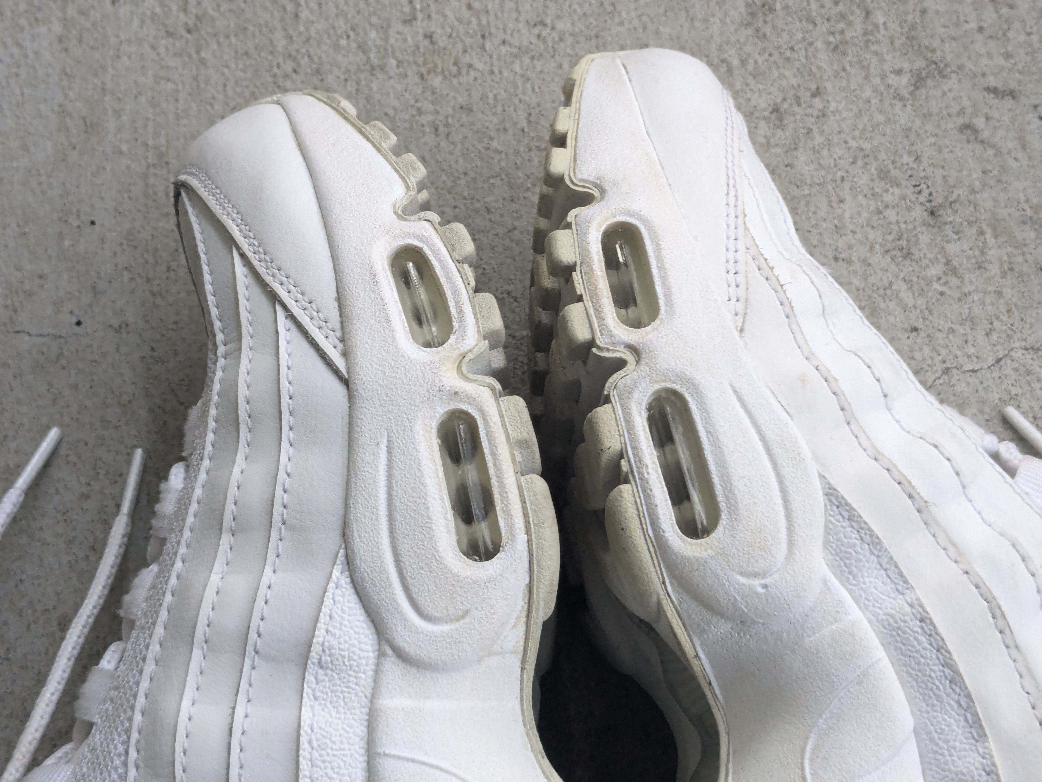 Nike Nike Air Max 95 Recraft GS ‘Triple White’ 7Y CJ3906-100 Size US 7 / EU 40 - 8 Thumbnail