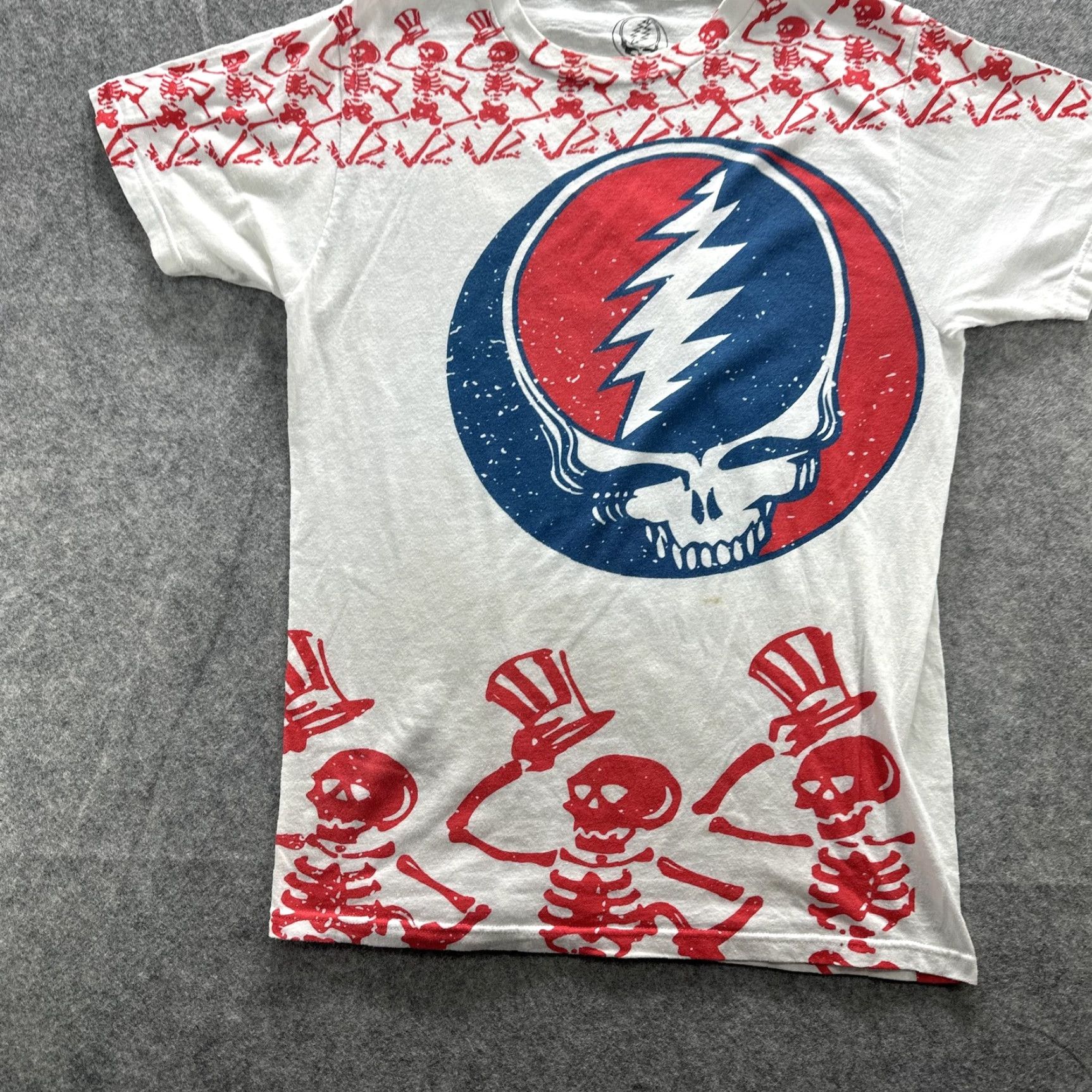 Gloverall Grateful Dead Shirt Mens S White Steal Your Face Skeletons All Over Tee Size US S / EU 44-46 / 1 - 3 Thumbnail