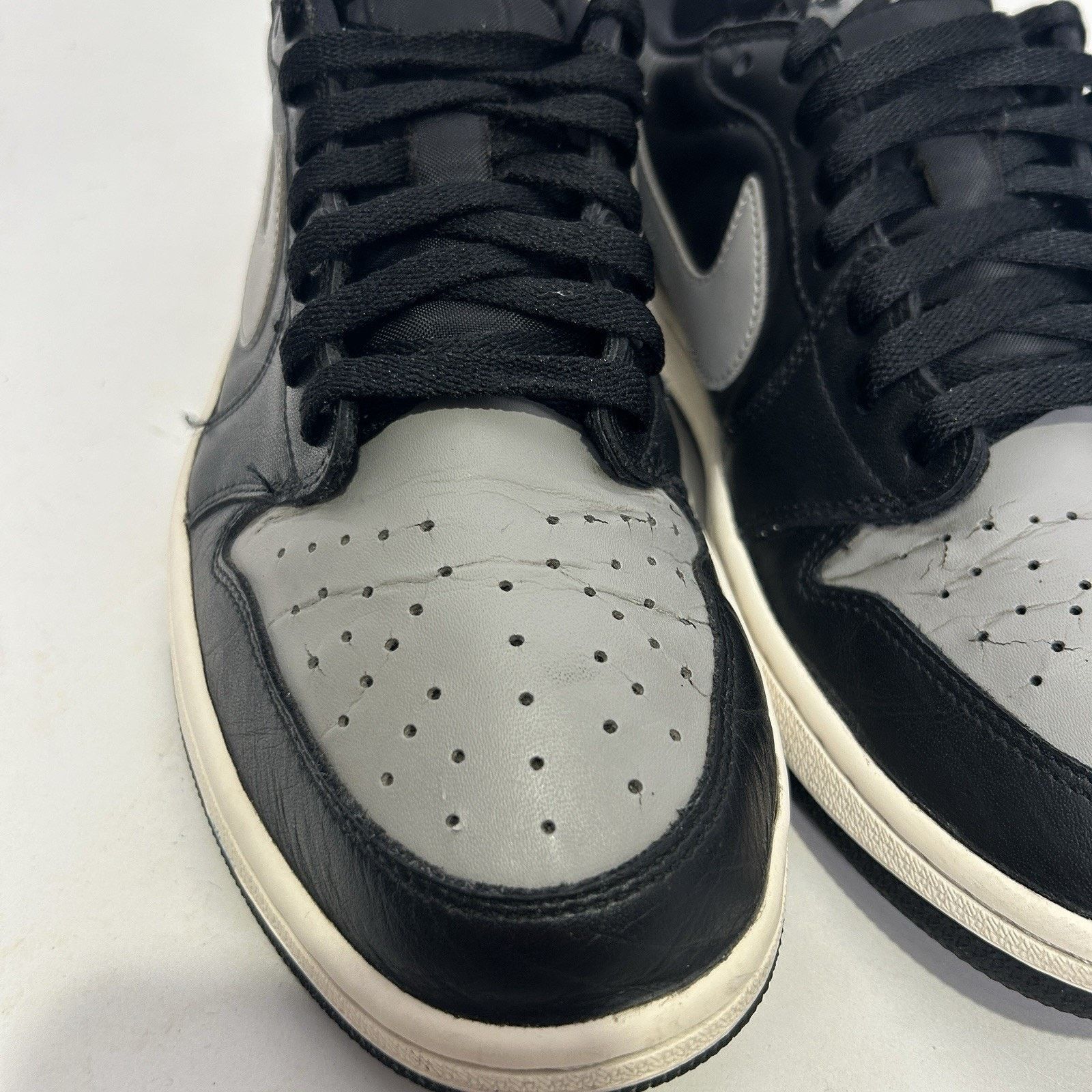 Jordan Brand Nike Air Jordan 1 Retro Low OG “Shadow” 2015 Size US 10.5 / EU 43-44 - 10 Thumbnail