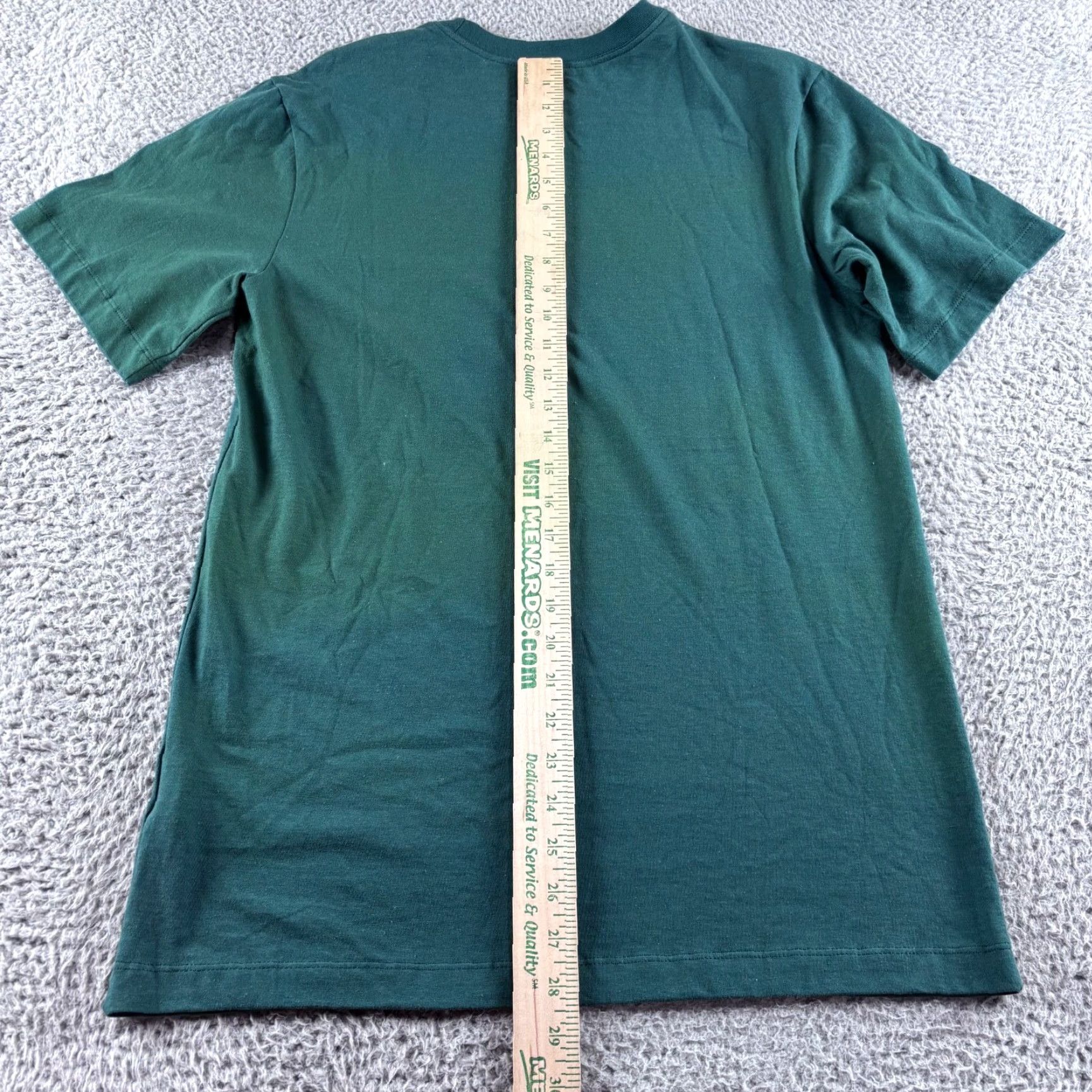 Nike Nike T Shirt Mens S Green Happy Holidays Christmas Tree Graphic Print Tee Size US S / EU 44-46 / 1 - 4 Thumbnail