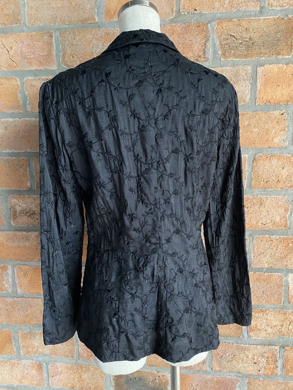 Sportmax SPORTMAX Black Floral Embroidered Silk Blazer. Size M / US 6-8 / IT 42-44 - 9 Thumbnail