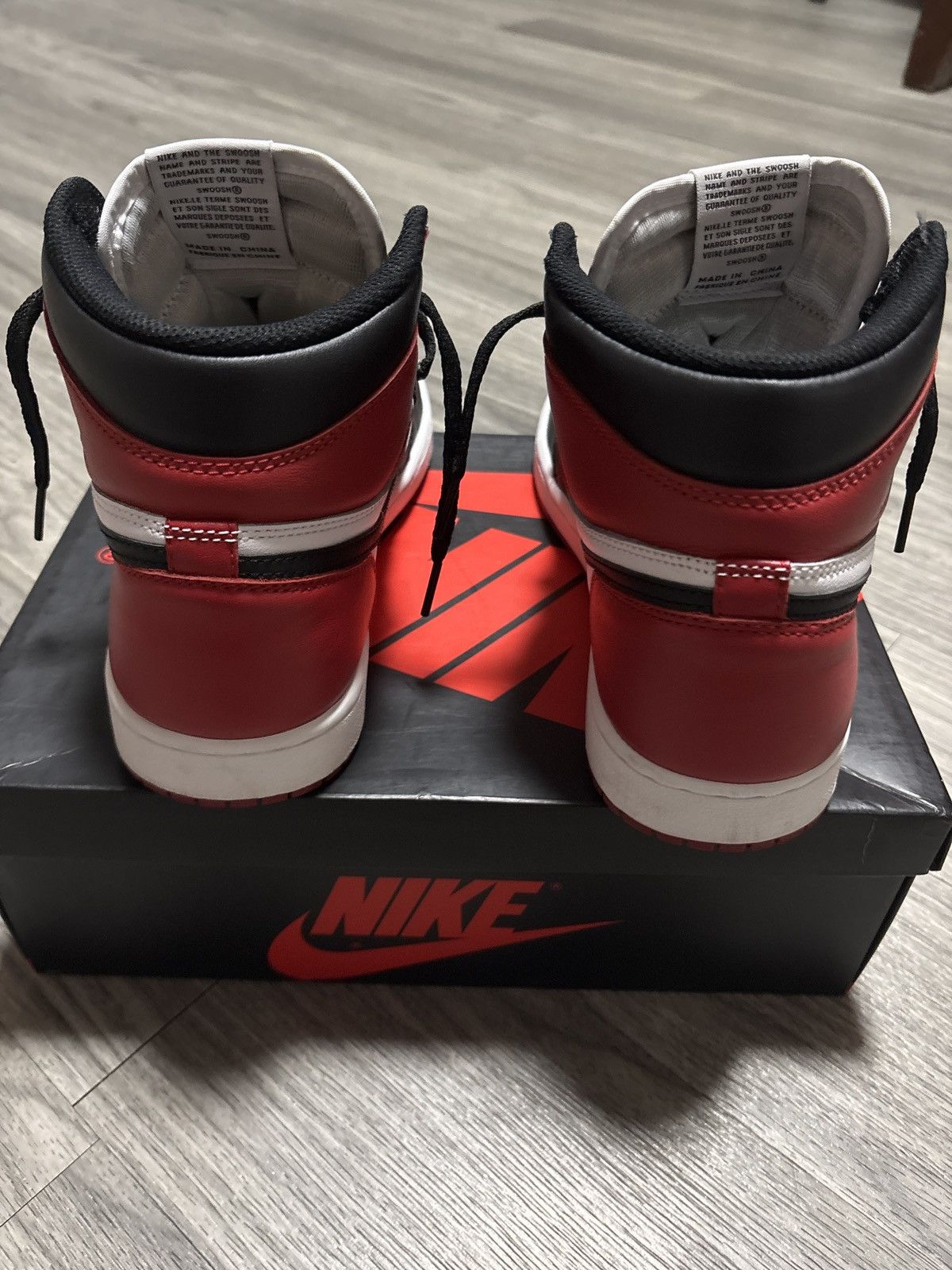Jordan Brand Jordan 1 black toe 2016 Size US 8.5 / EU 41-42 - 9 Thumbnail