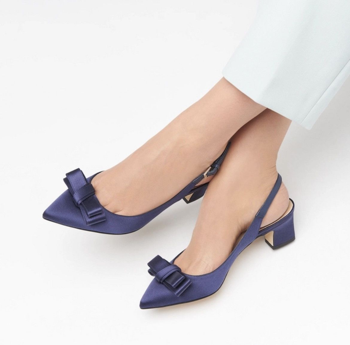 L.K. Bennett Pippa Satin Navy Kitten Heels Pointy Toe 8.5