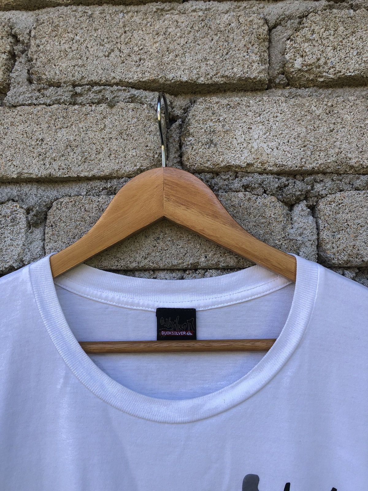 Quiksilver Vintage Y2K Quiksilver All Logo Surfing Tshirt Size US L / EU 52-54 / 3 - 7 Thumbnail