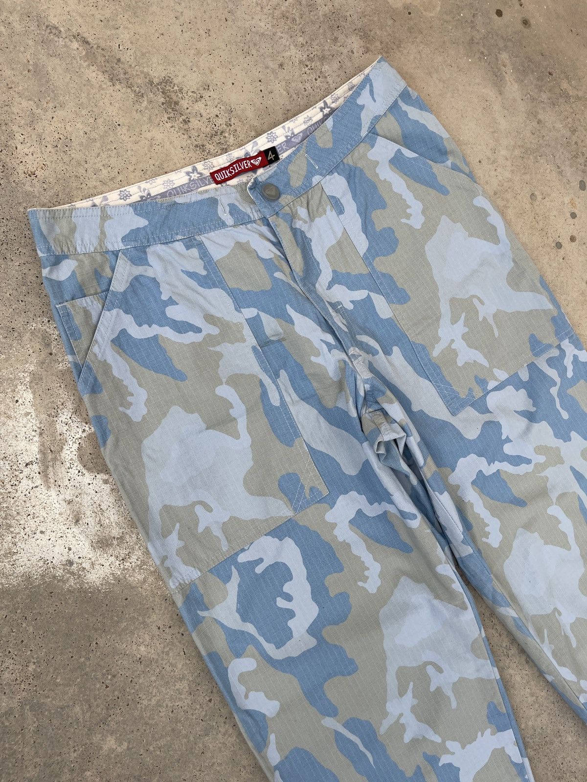 Japanese Brand × Quiksilver Vintage Y2K Quicksilver X Roxy Camouflage Pants Size US 32 / EU 48 - 6 Thumbnail