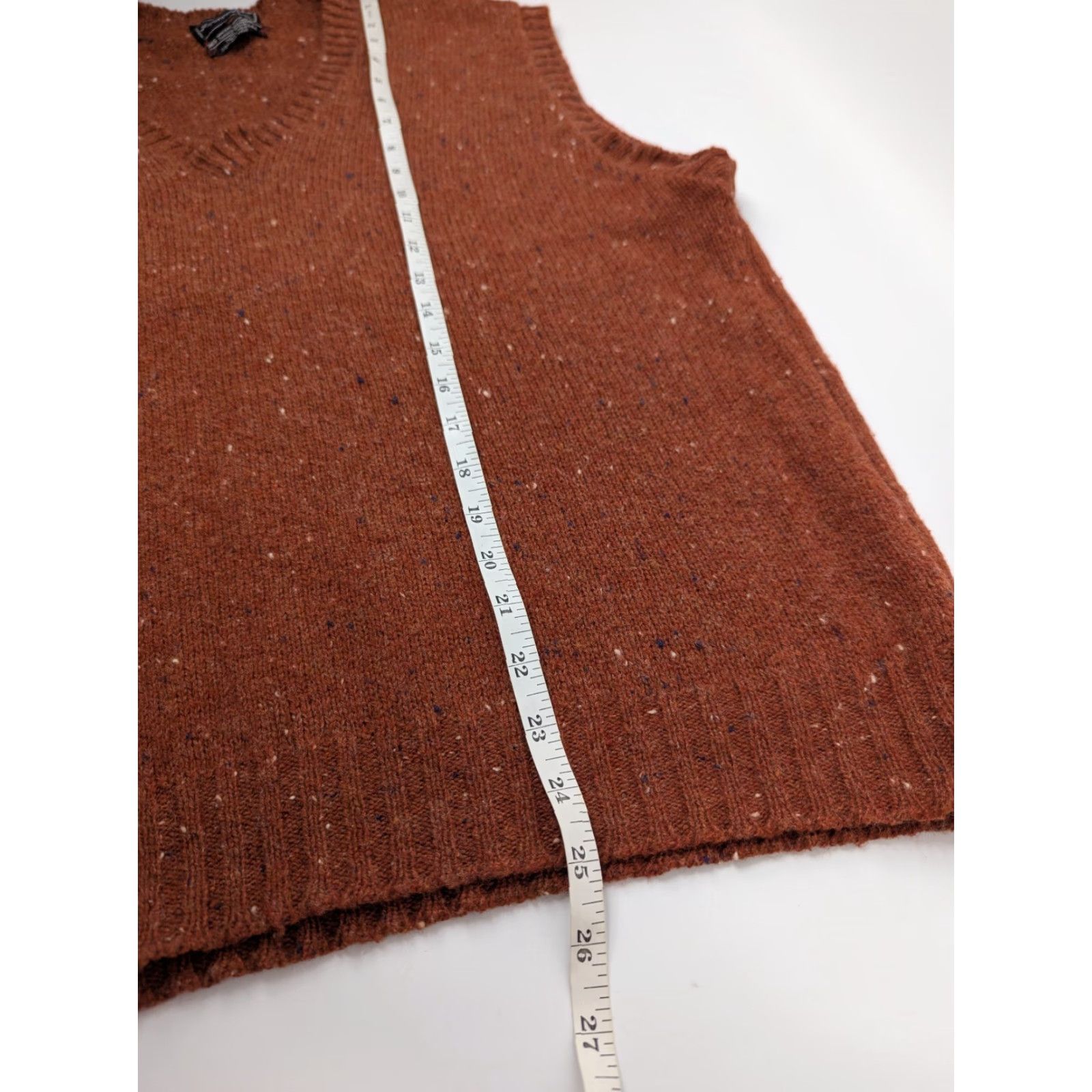 Vintage VINTAGE J. C. Penney Sweater Vest Wool Blend Size L ILGWU Union Made Rust V-Neck Sleeveless Men Size US L / EU 52-54 / 3 - 3 Thumbnail