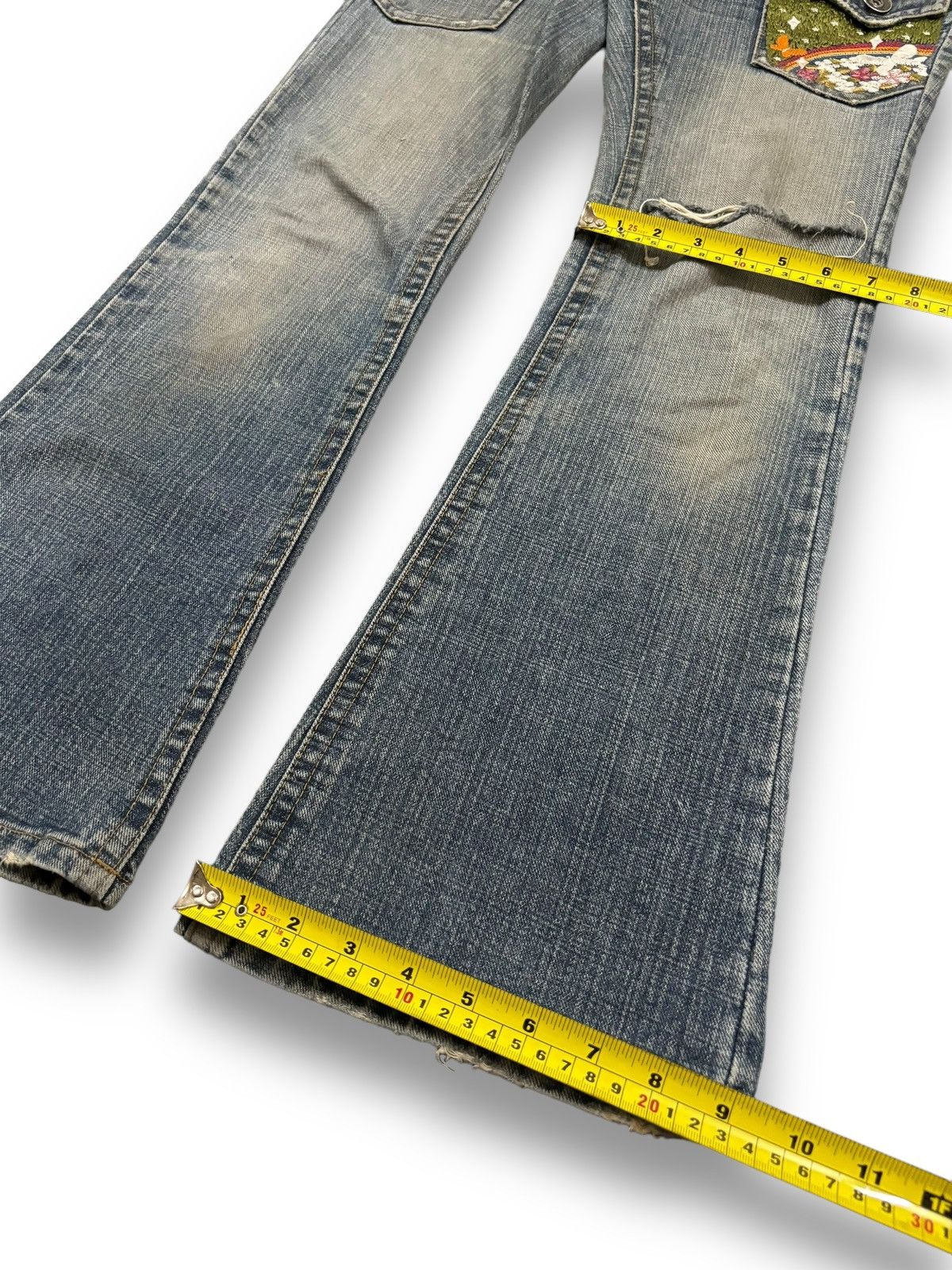 Japanese Brand Vintage Japanese Brand Floral Mud Wash Flare Bush Jeans Size US 31 - 16 Thumbnail