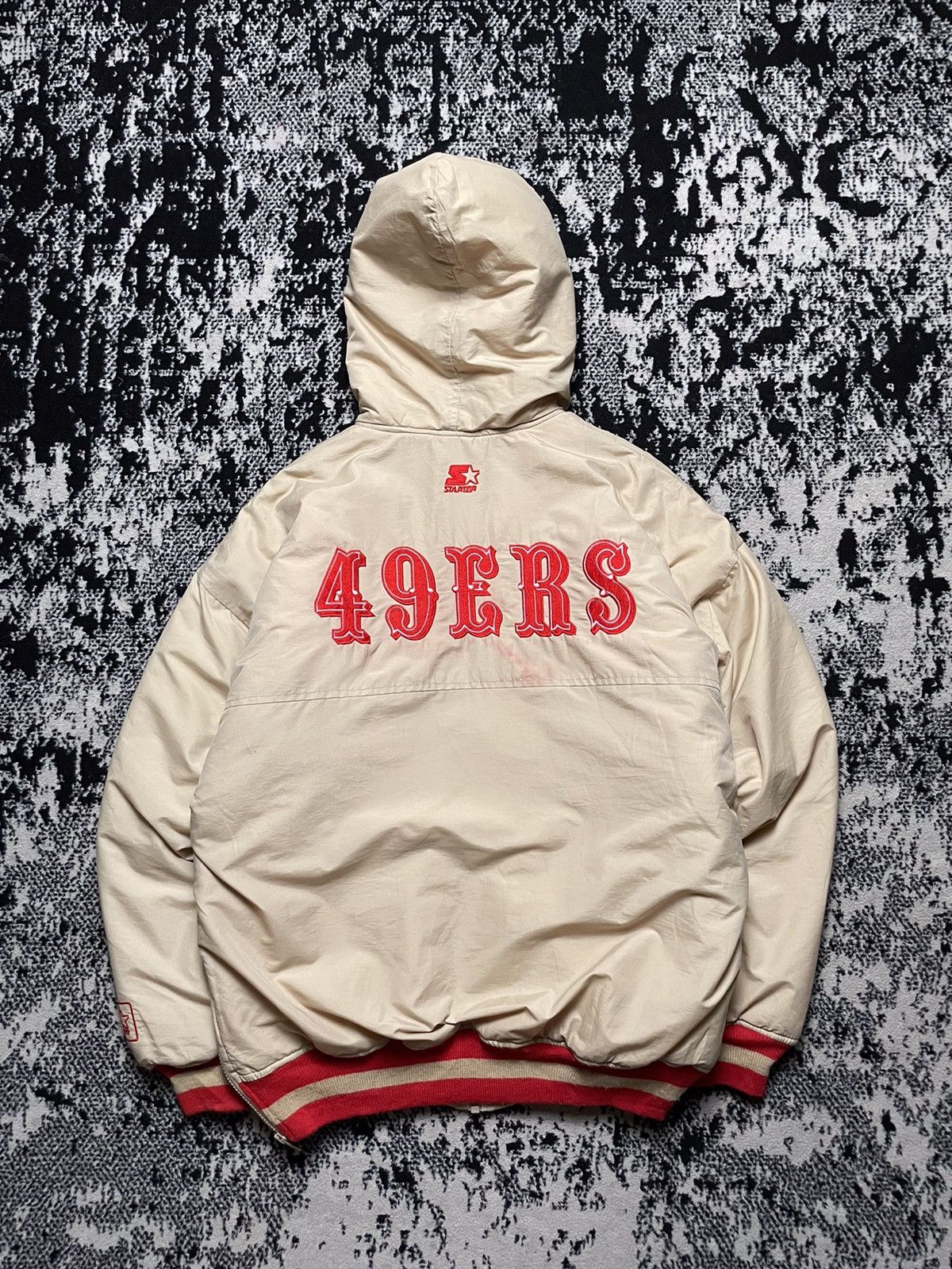 image of Nhl x Starter Vintage 90's Starter San Francisco 49Ers Puffer Jacket in Light Brown (Size Medium)