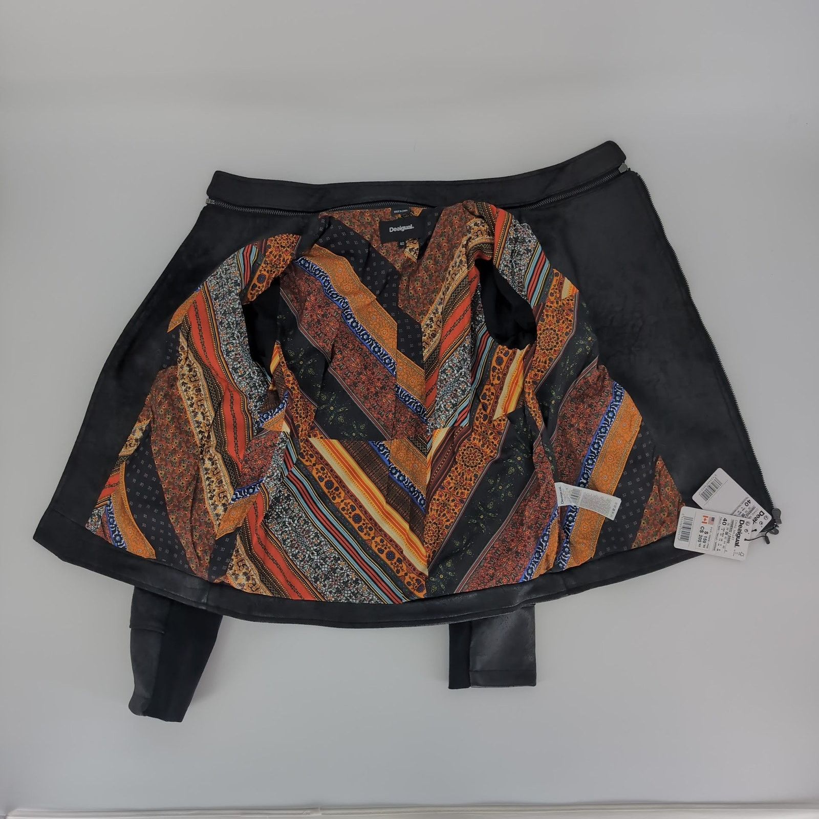 Desigual Desigual Millet NWT Black Zipper Motorcycle Jacket US Size 6 Size S / US 4 / IT 40 - 13 Thumbnail
