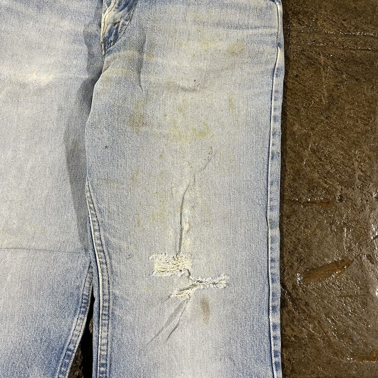 Levi's × Vintage Crazy Vintage Levi's Faded Light Wash Essential Jeans Size US 31 - 10 Thumbnail