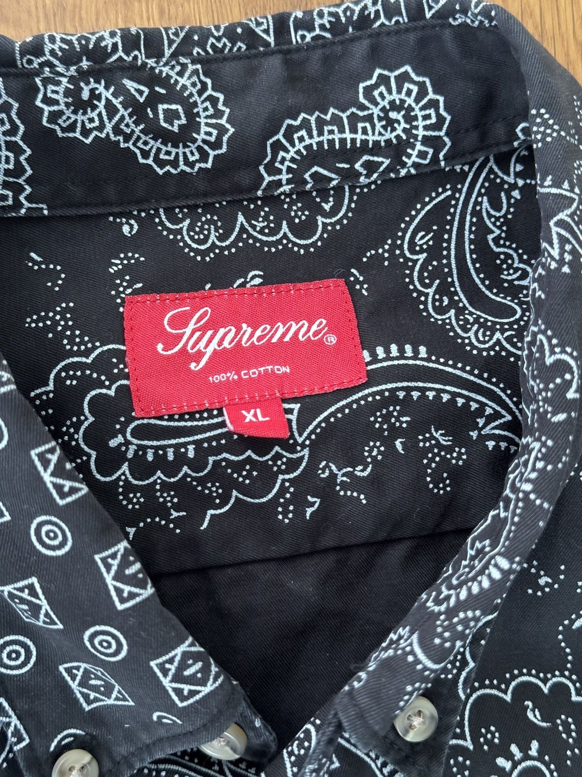 Supreme SUPREME BLACK PAISLEY BUTTON UP Size US XL / EU 56 / 4 - 2 Thumbnail