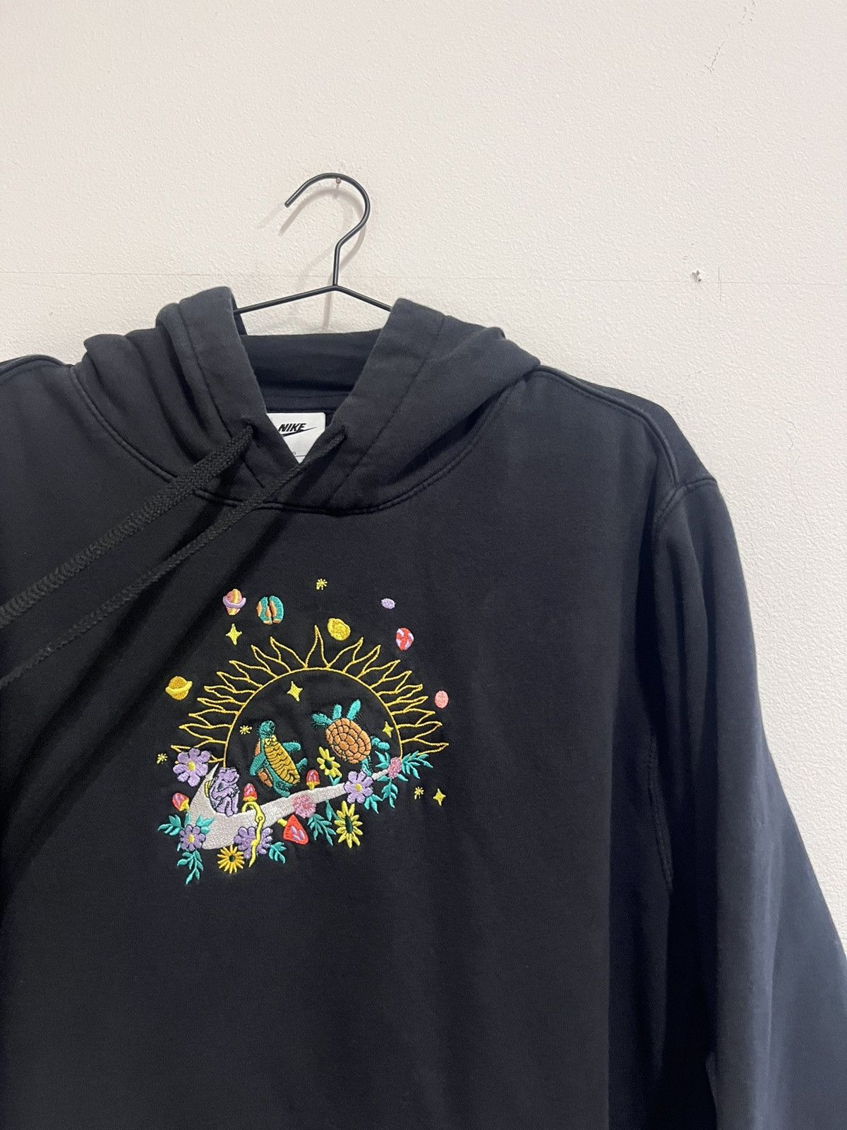 Nike 🌞 Trippy Turtle Hoodie by Nike 🐢 Size US L / EU 52-54 / 3 - 5 Thumbnail