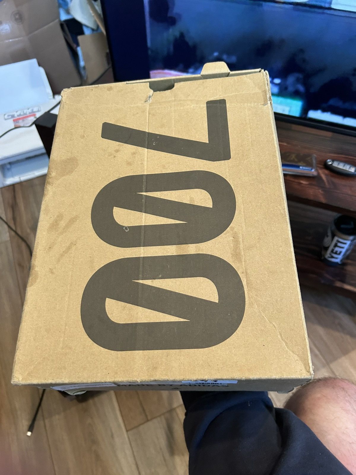 Adidas × Kanye West Adidas Yeezy 700 V3 Safflower Men’s Size 9 Size US 9 / EU 42 - 8 Thumbnail