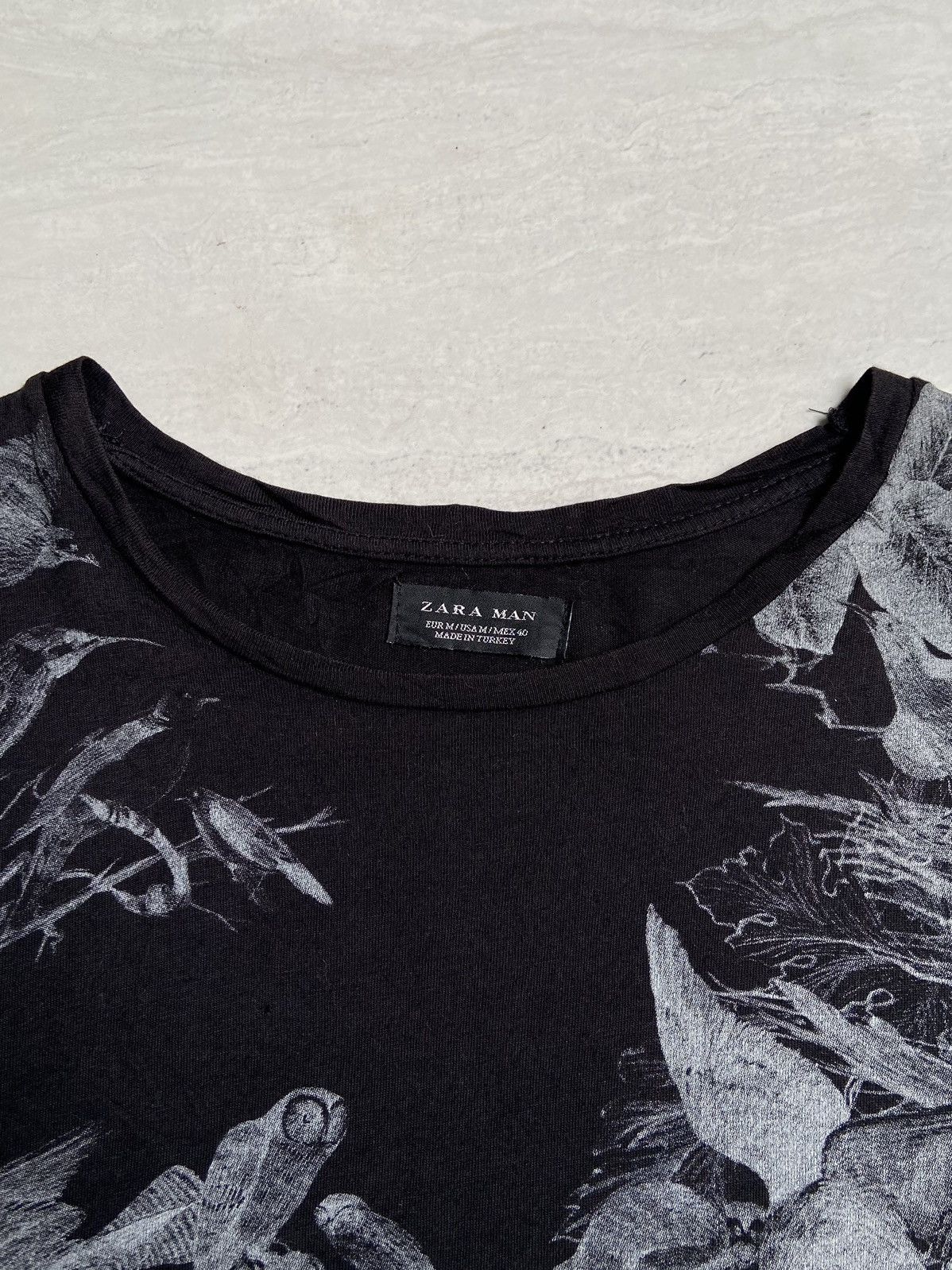 Zara ZARA MAN Black Motive T-shirt Size US S / EU 44-46 / 1 - 10 Thumbnail