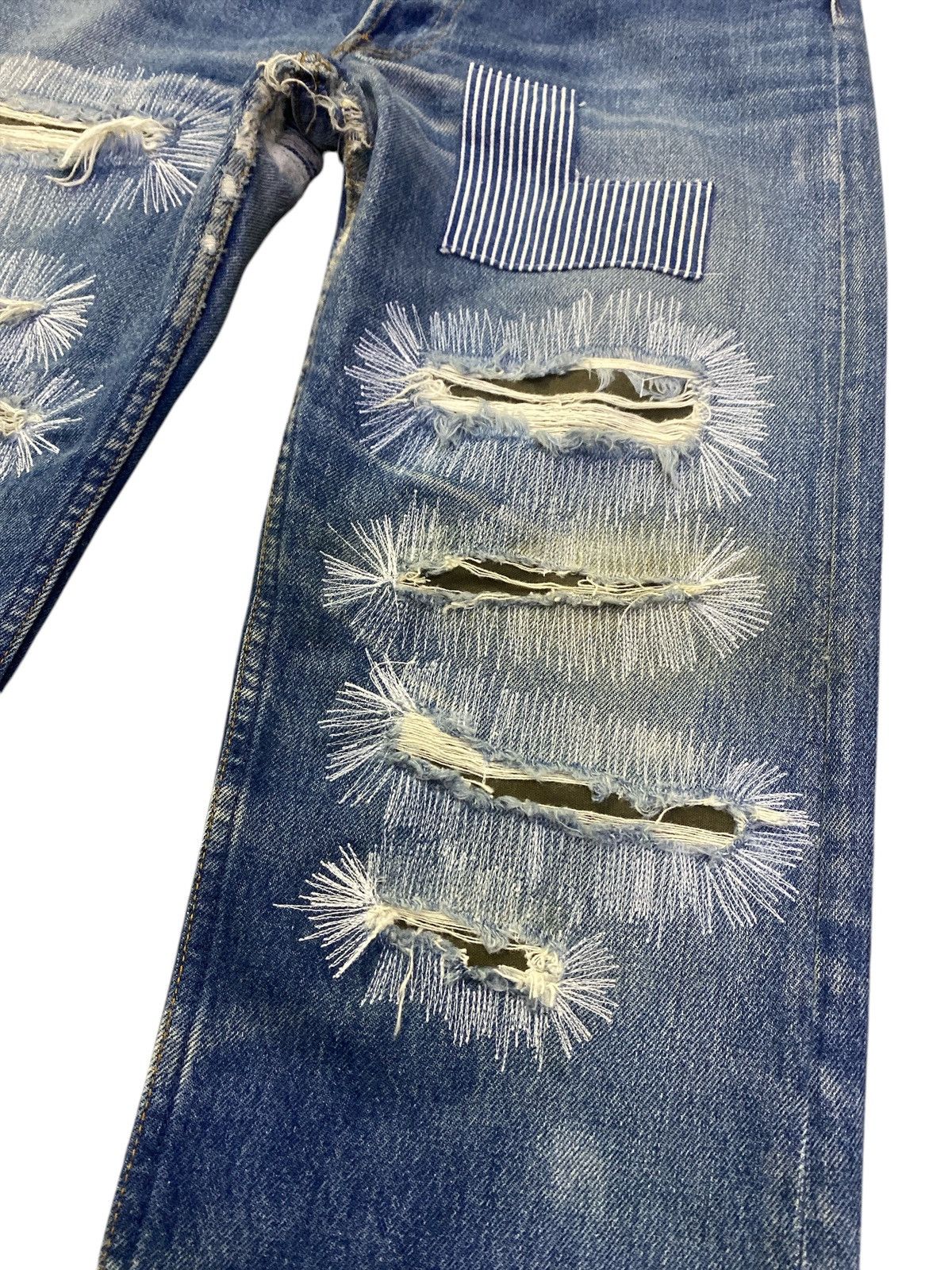 Levi's × Vintage Vintage Levi’s 501 Patchwork Repaired Jeans Size US 32 / EU 48 - 4 Thumbnail