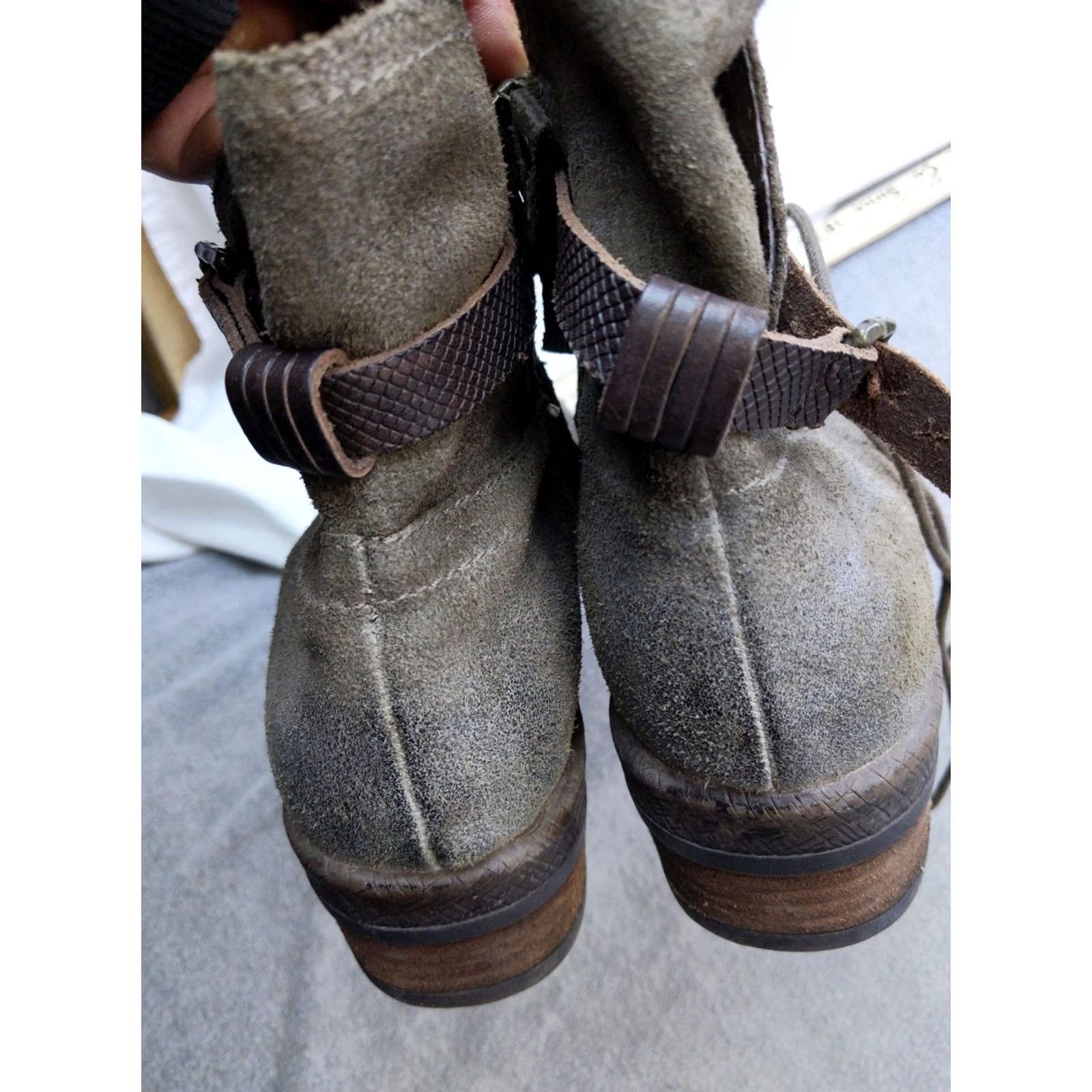 Vintage Gallivant Combat Boots Womens 9.5 Gray Leather Ankle Zip Strap Block Heel Casual Shoes Size US 10 / IT 40 - 4 Thumbnail