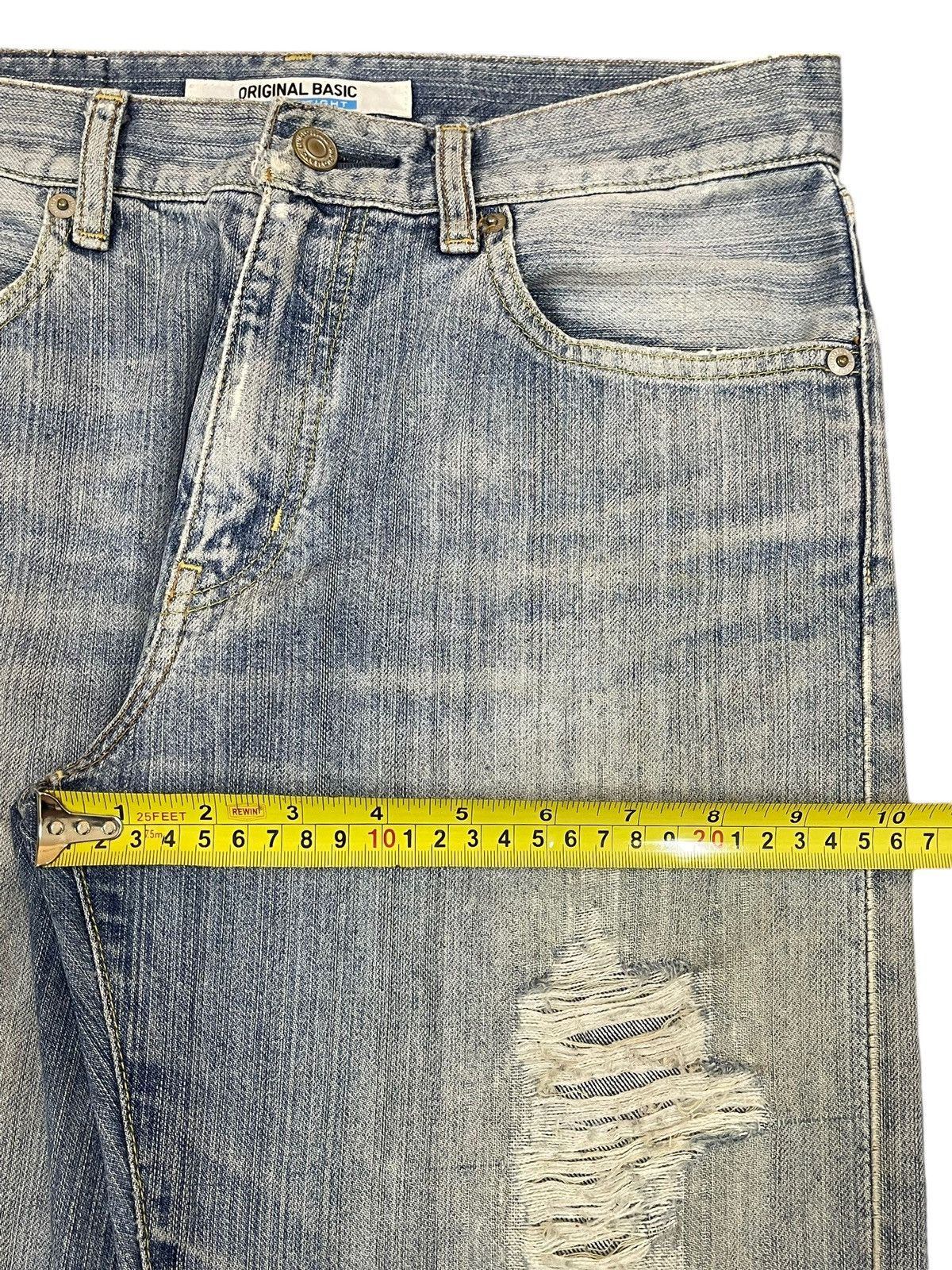 Uniqlo Vintage Japanese Uniqlo Faded Wash Distressed Style Jeans Size US 30 / EU 46 - 13 Thumbnail