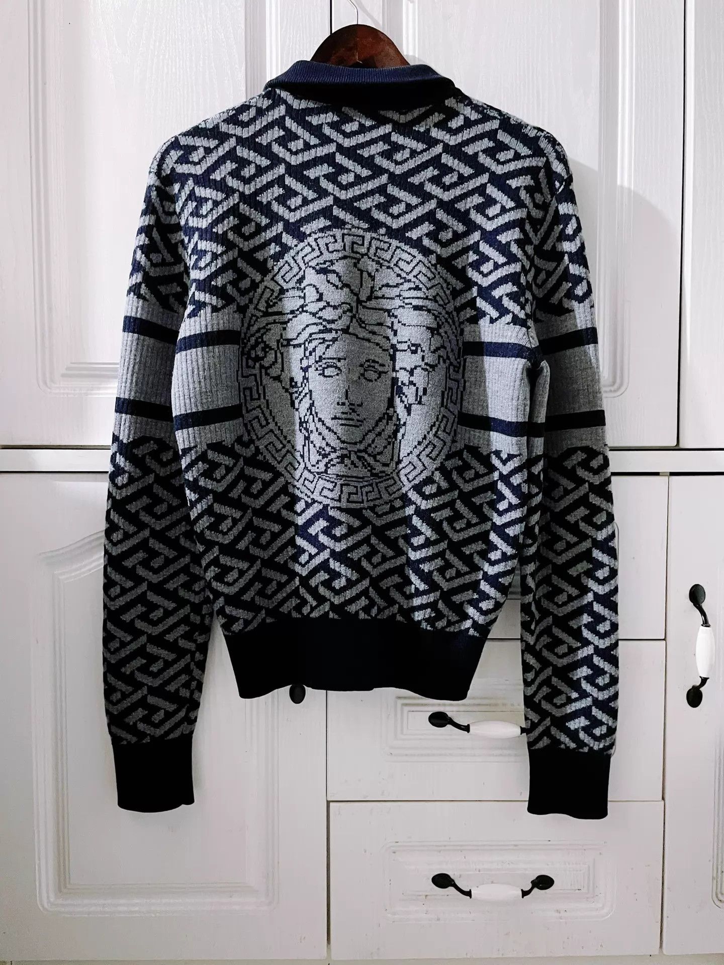 Versace Versace Medusa Runway Wool Knit Jacket XS 99New Size US S / EU 44-46 / 1 - 2 Thumbnail
