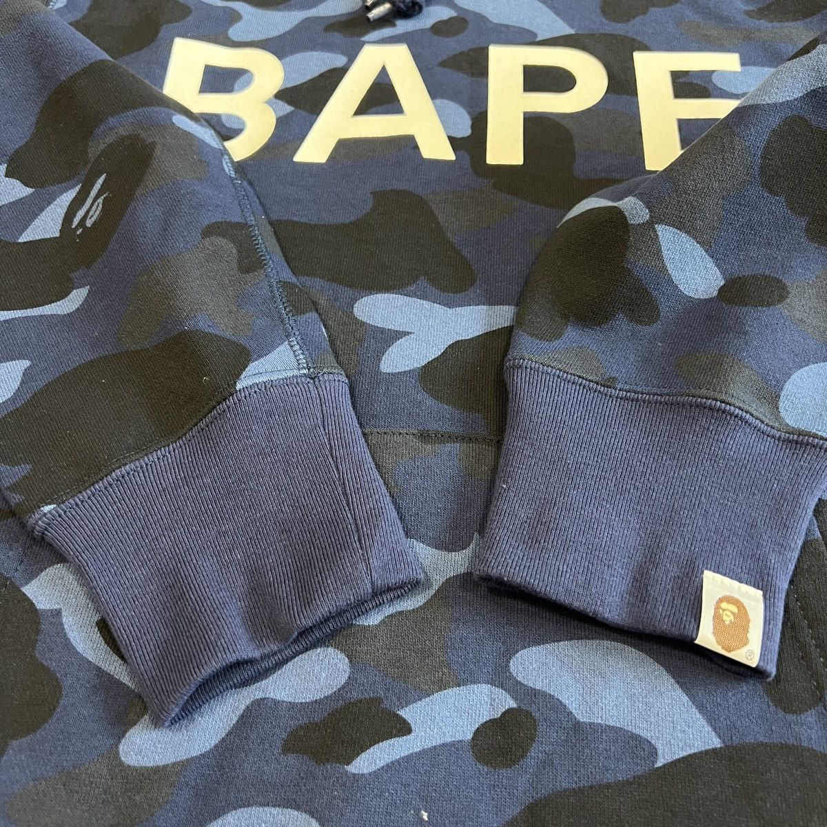 Bape Bape blue camo hoodie Size US L / EU 52-54 / 3 - 12 Thumbnail
