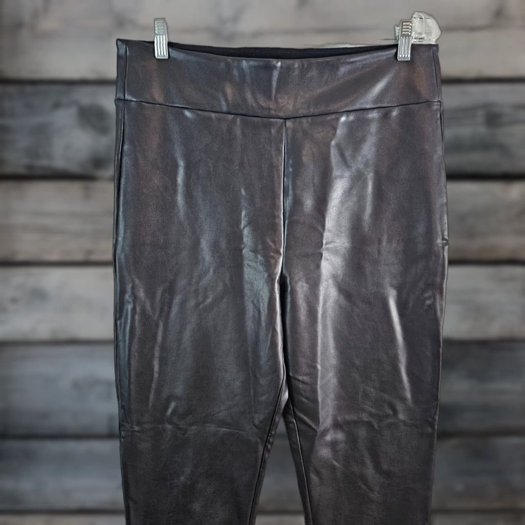 Abercrombie & Fitch Abercrombie & Fitch Womens Faux Leather Pants XL Black Pull On Ankle Skinny 27 Inseam Rise 13.5" Vint? No. (No N/A) Size 40" / US 18 - 1 Thumbnail