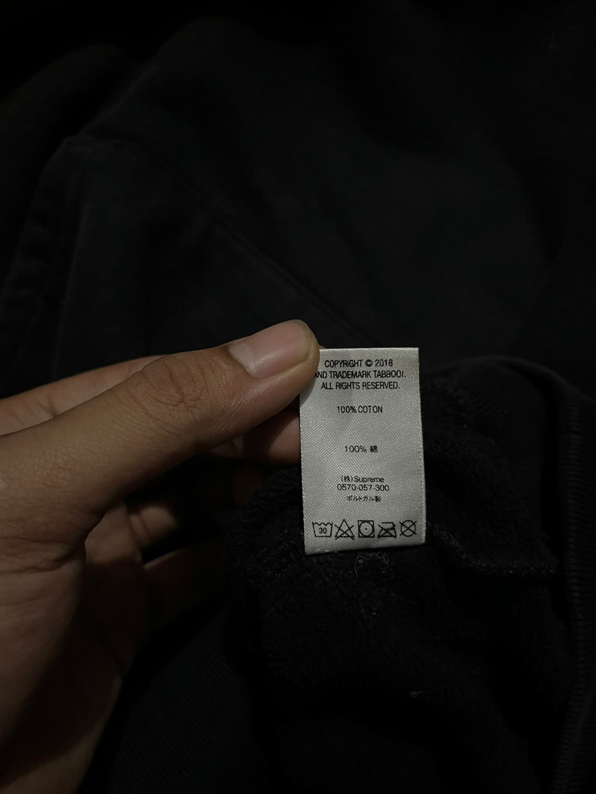 Supreme × Vintage Supreme tabboo potrait fw18 Size US L / EU 52-54 / 3 - 4 Thumbnail