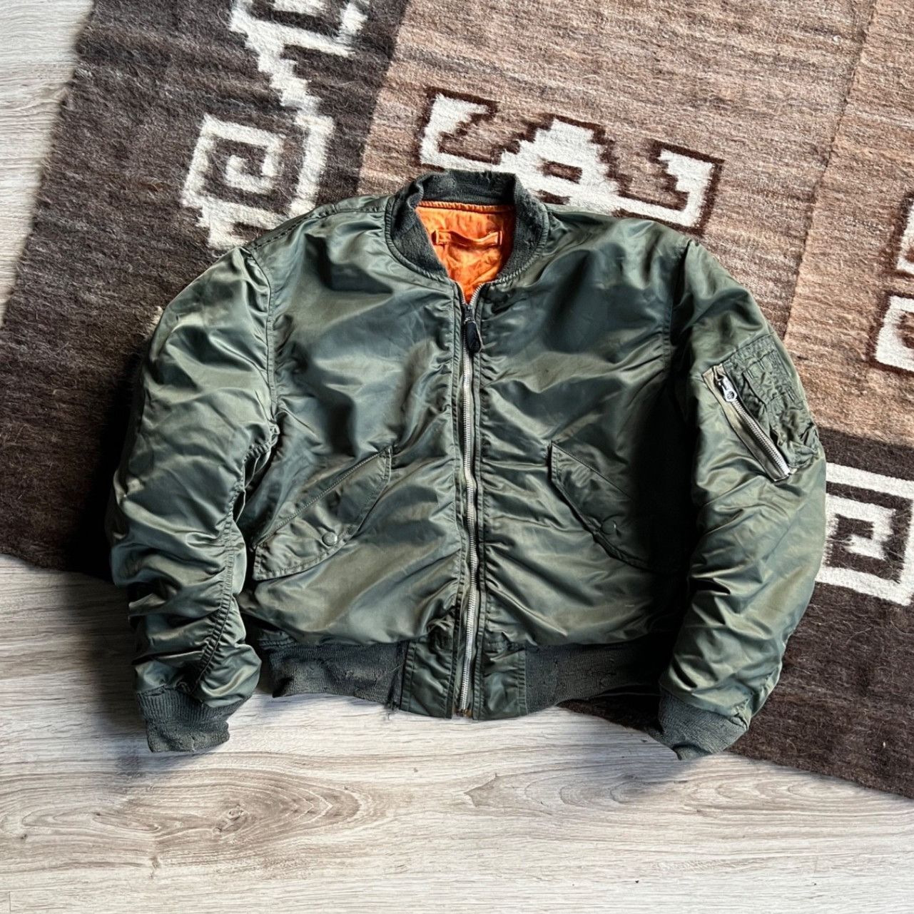 Alpha Industries Alpha Industries 70s Vintage USAF MA-1 Flight Jacket 9782AC Size US M / EU 48-50 / 2 - 1 Thumbnail