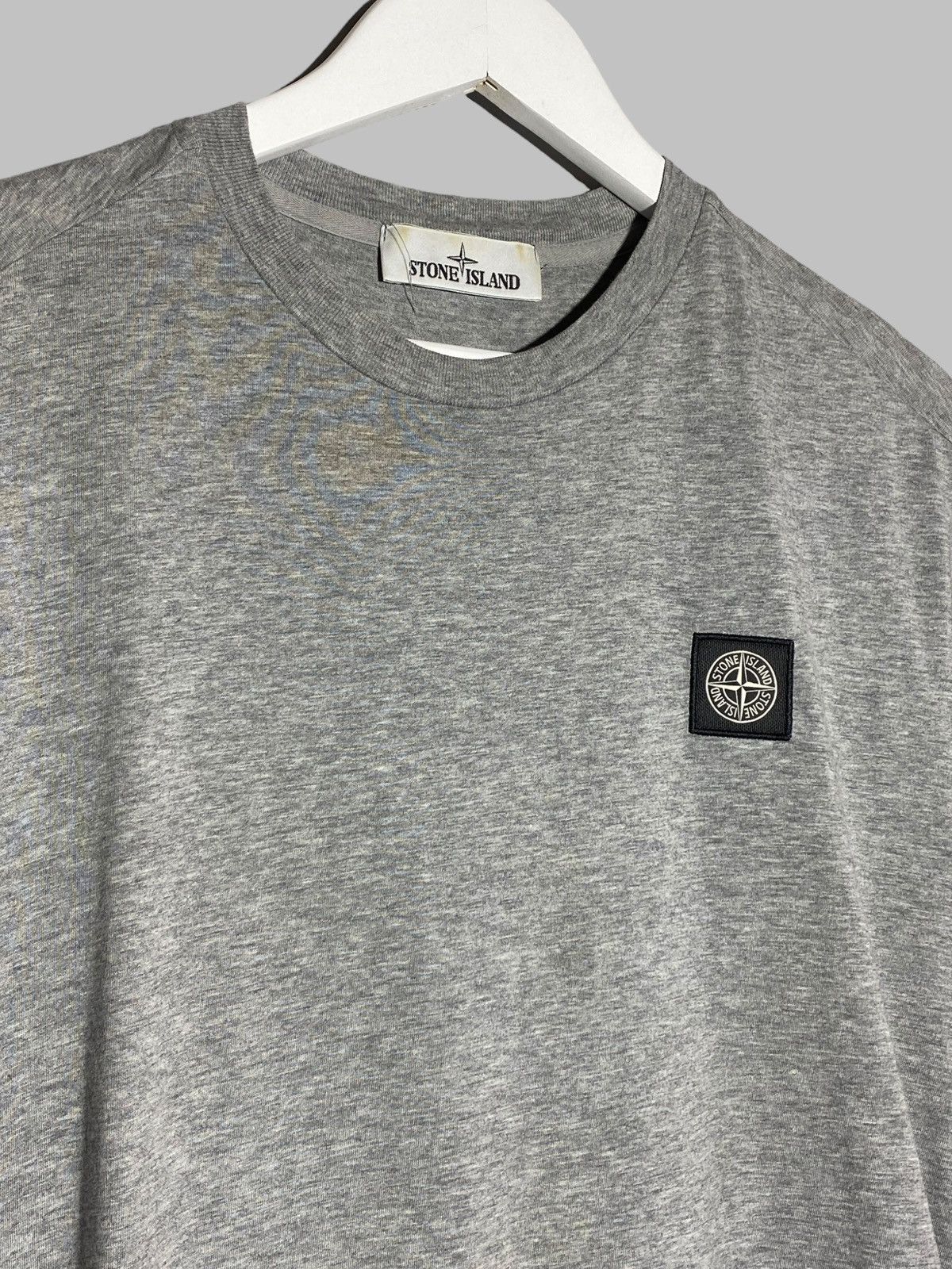 Stone Island STONE ISLAND PATCH TEE GREY ITALIAN STREETWEAR HEAT Size US S / EU 44-46 / 1 - 3 Thumbnail