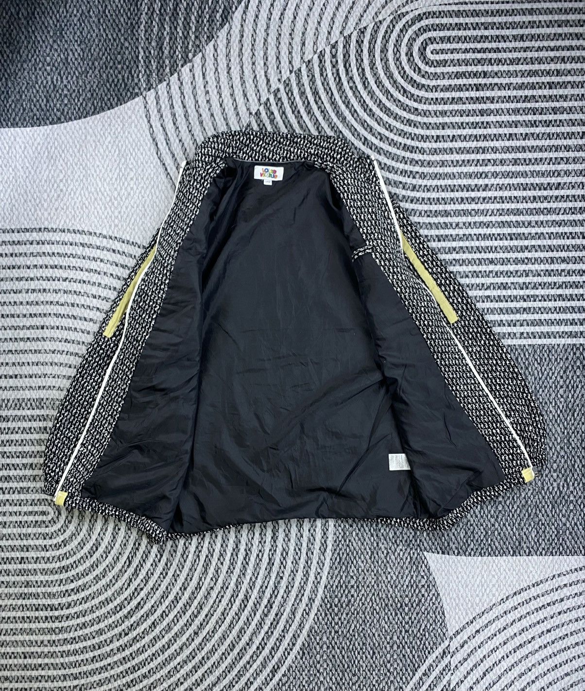 Other Vintage Louis Versus Patches Casual Zipper Jacket Size US L / EU 52-54 / 3 - 5 Thumbnail