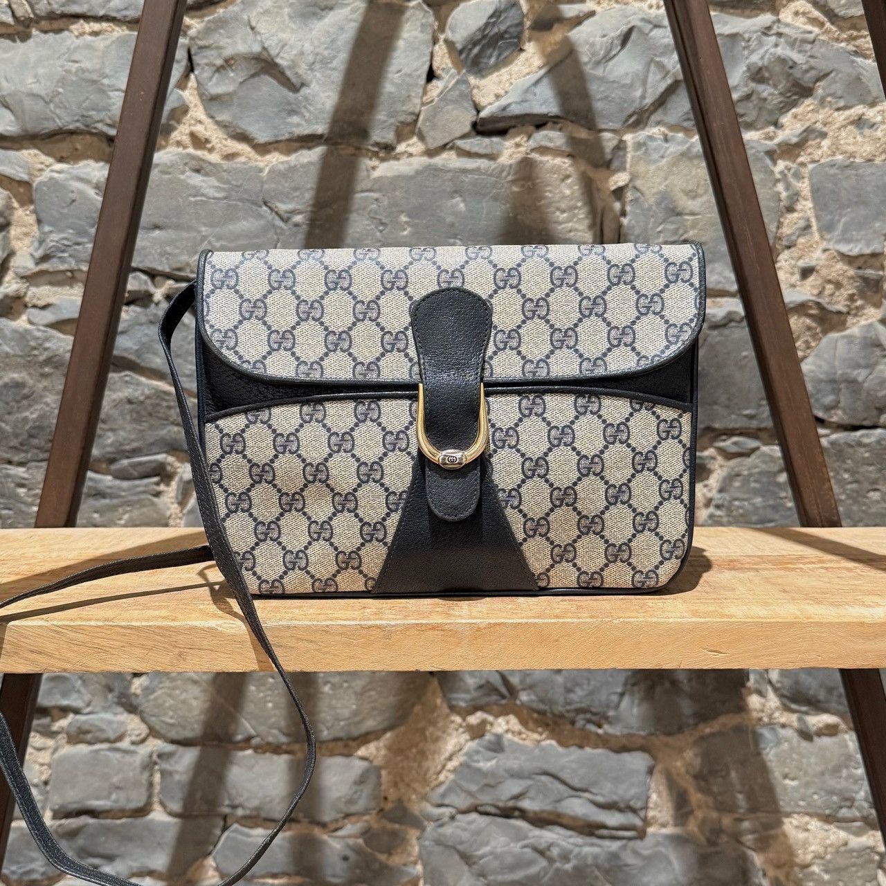 Gucci Gucci Vintage Navy Blue Leather GG Supreme Plus Shoulder Bag Size ONE SIZE - 1 Thumbnail